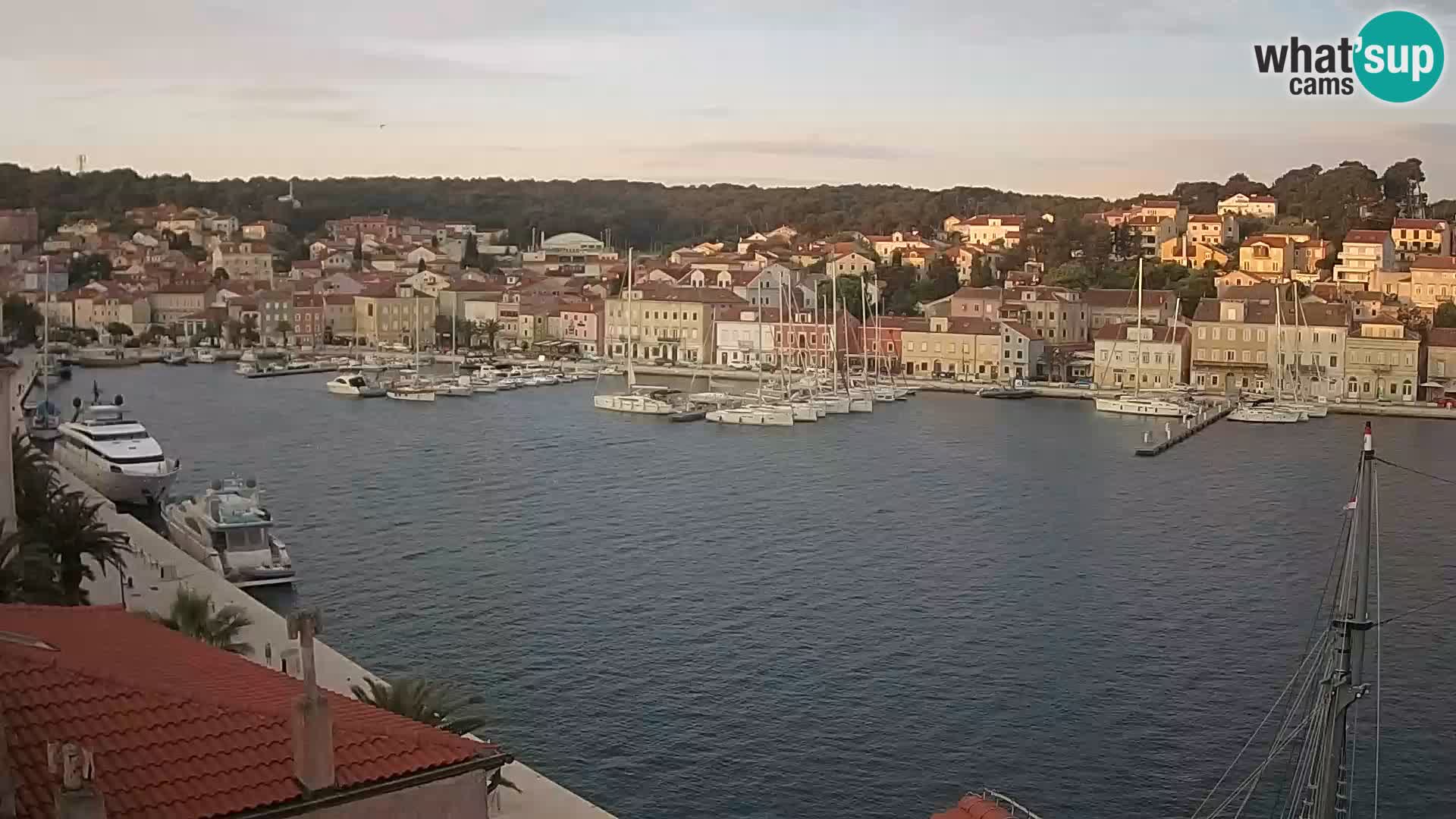 Spletna kamera – Mali Lošinj – Riva Lošinjskih kapitanov