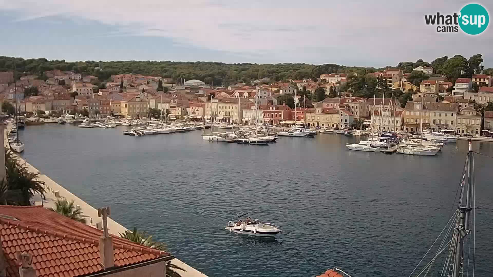 Webkamera u živo – Mali Lošinj – Riva Lošinjskih kapetana