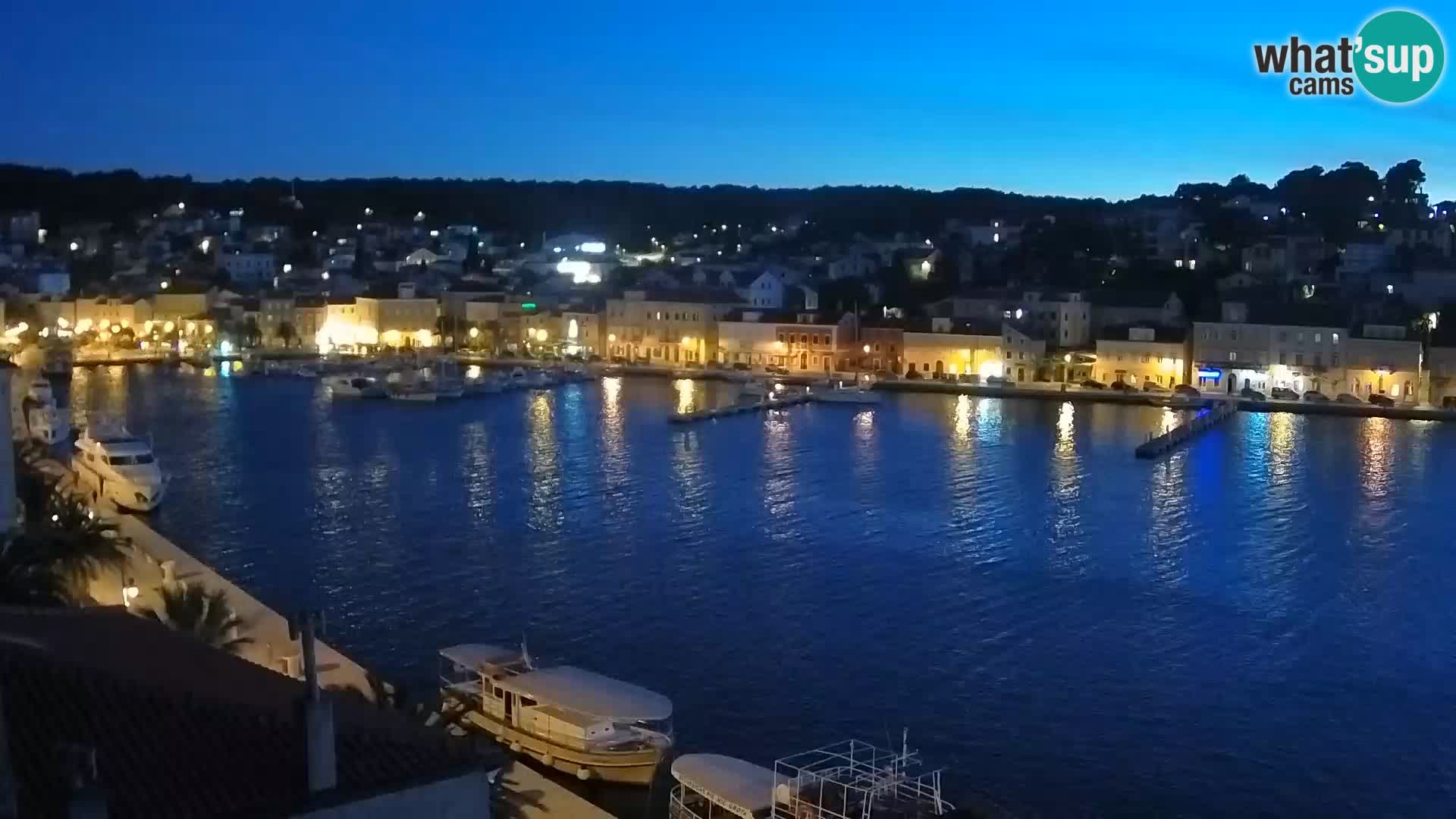 Spletna kamera Mali Lošinj Riva Lošinjskih kapitanov