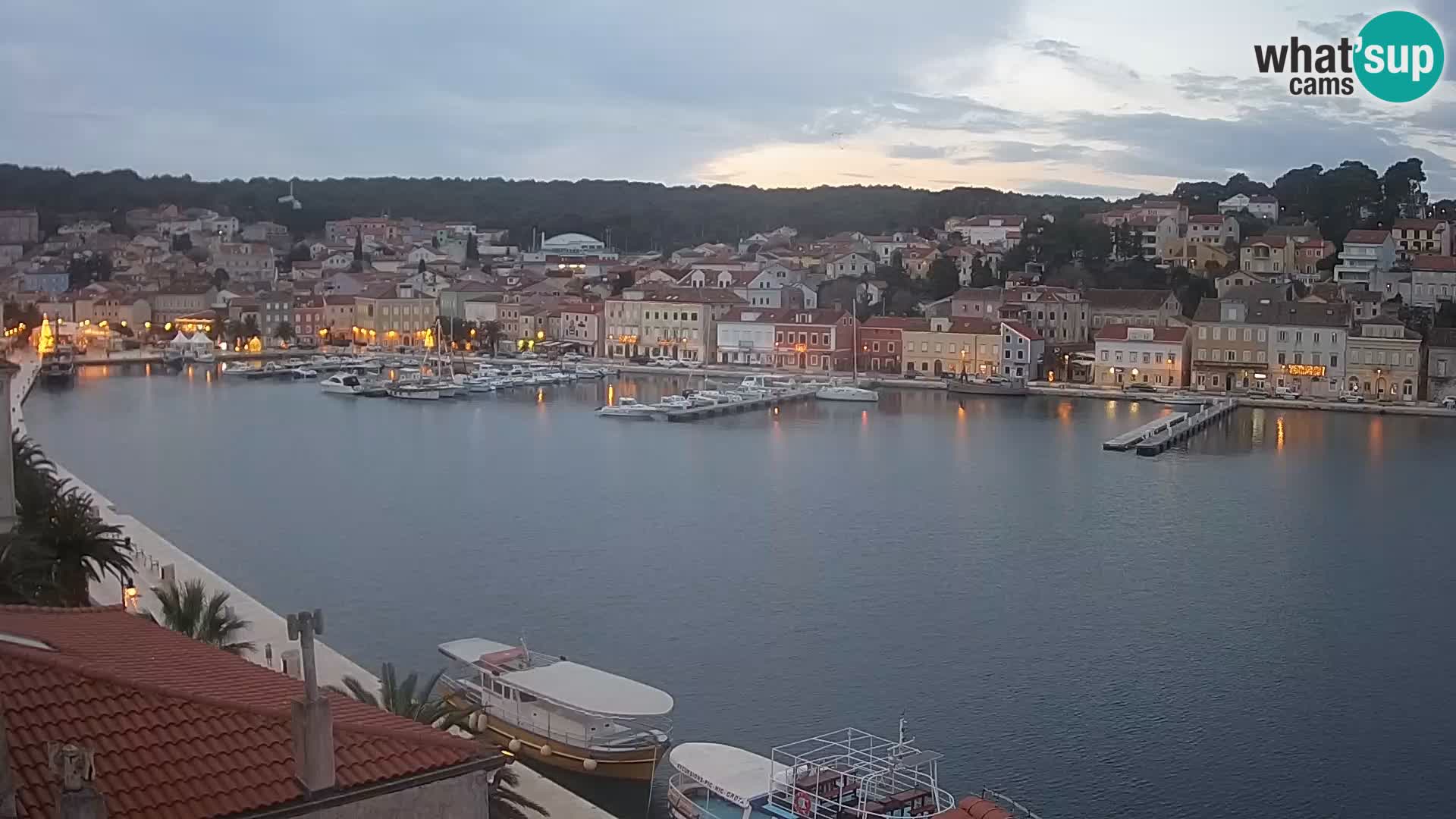 Spletna kamera Mali Lošinj Riva Lošinjskih kapitanov