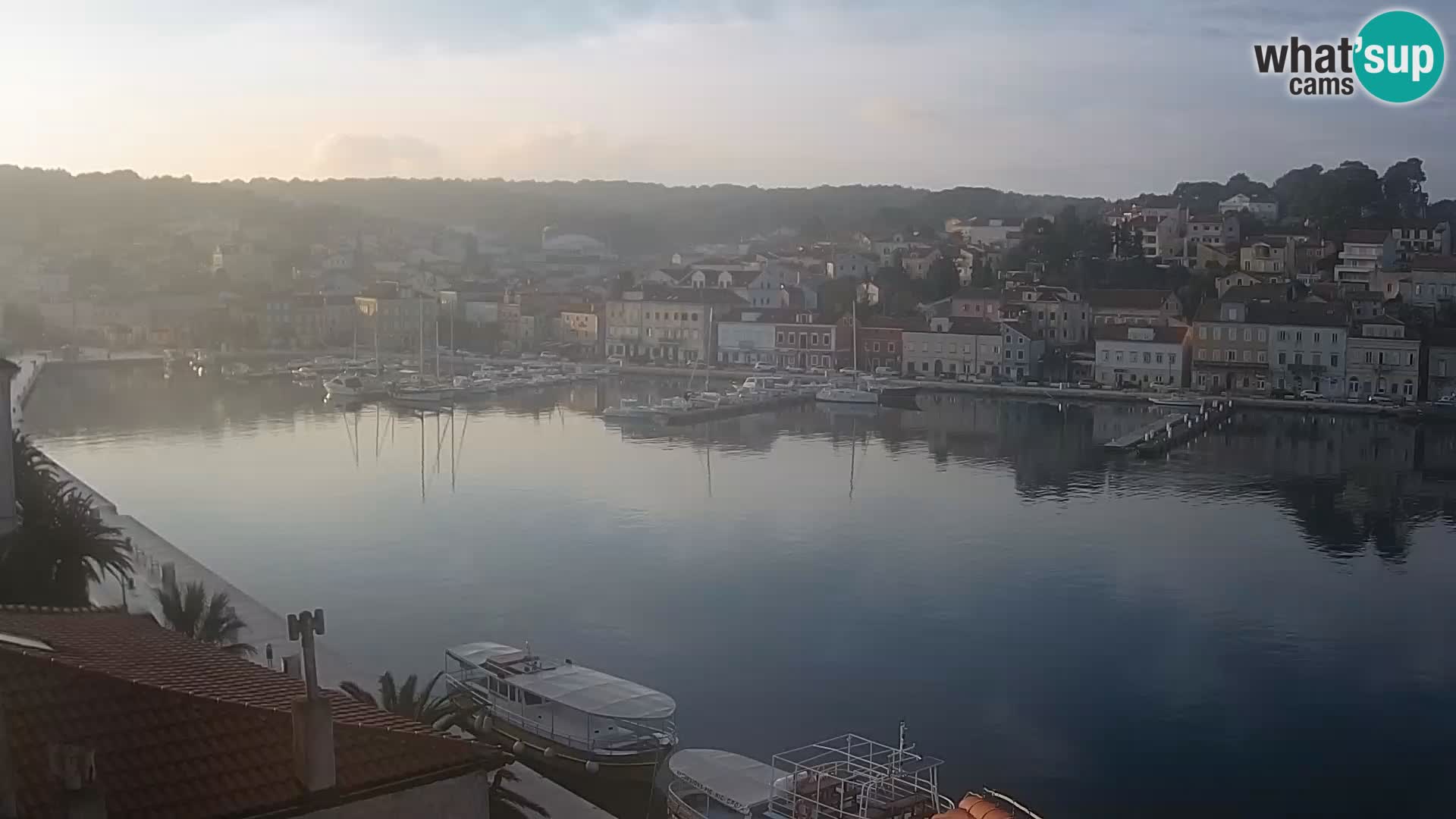 Spletna kamera Mali Lošinj Riva Lošinjskih kapitanov