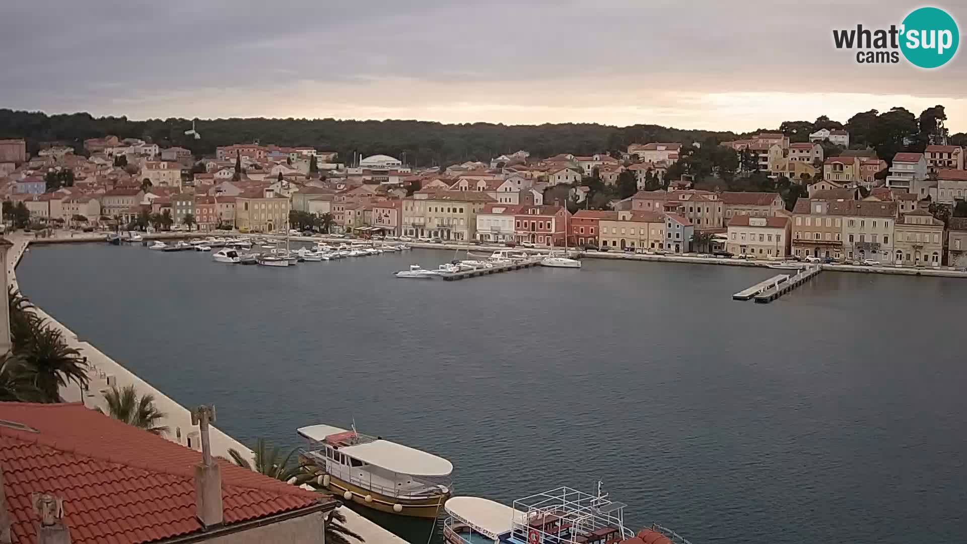 Spletna kamera Mali Lošinj Riva Lošinjskih kapitanov