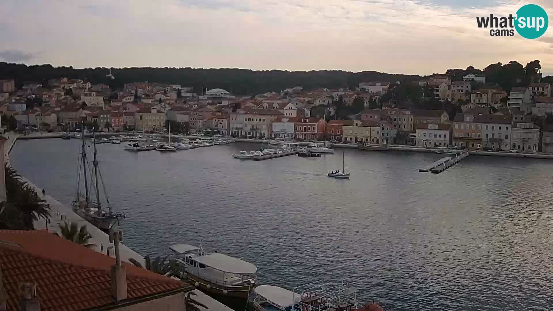 Spletna kamera Mali Lošinj Riva Lošinjskih kapitanov