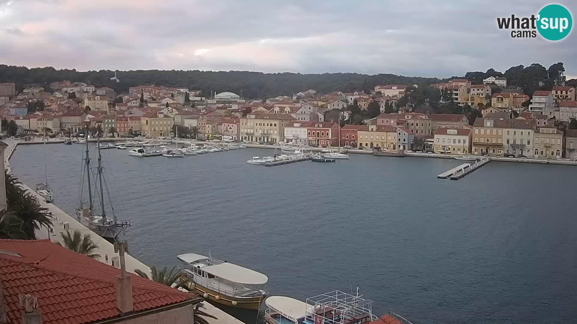 Spletna kamera Mali Lošinj Riva Lošinjskih kapitanov