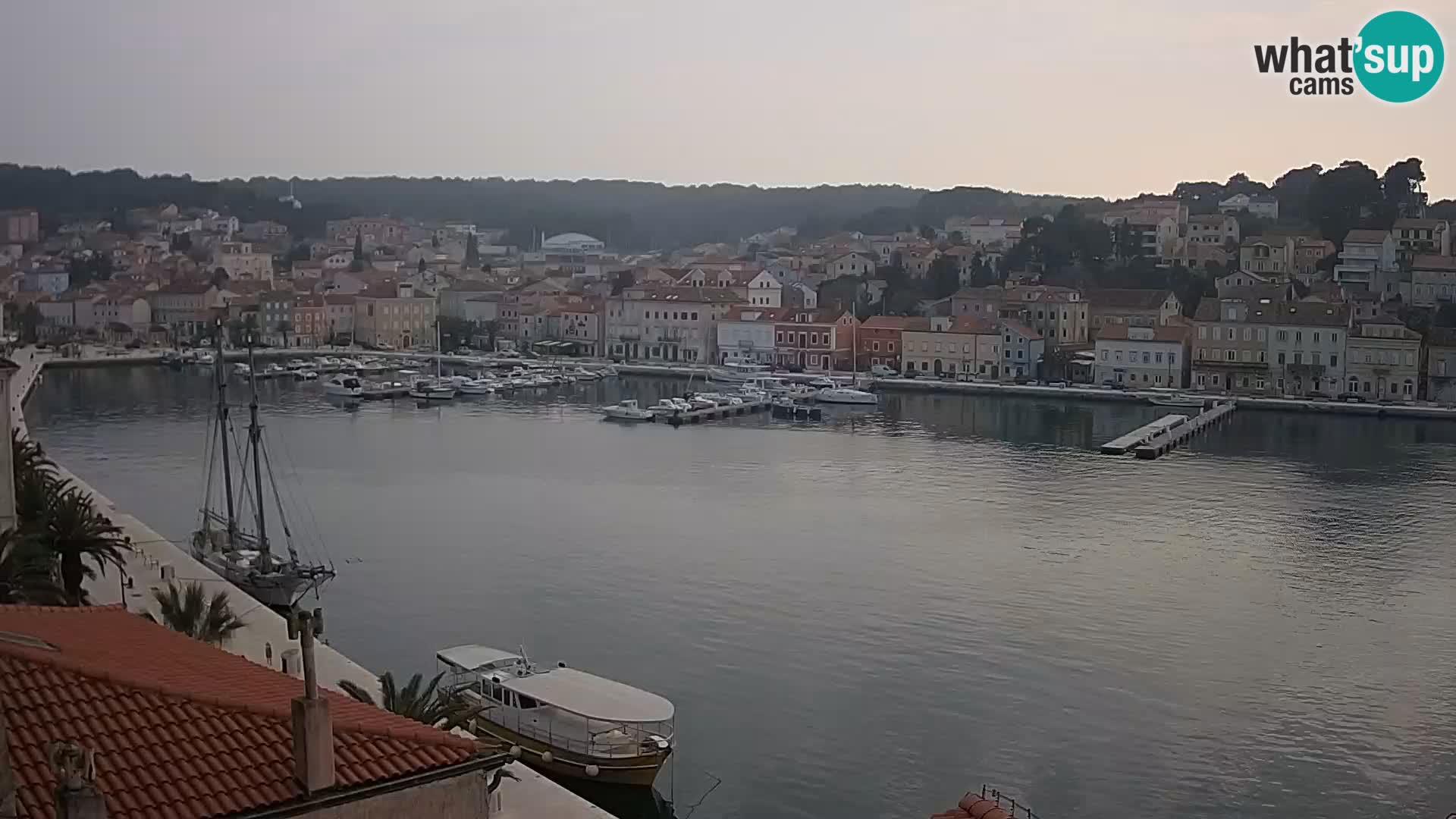 Spletna kamera Mali Lošinj Riva Lošinjskih kapitanov