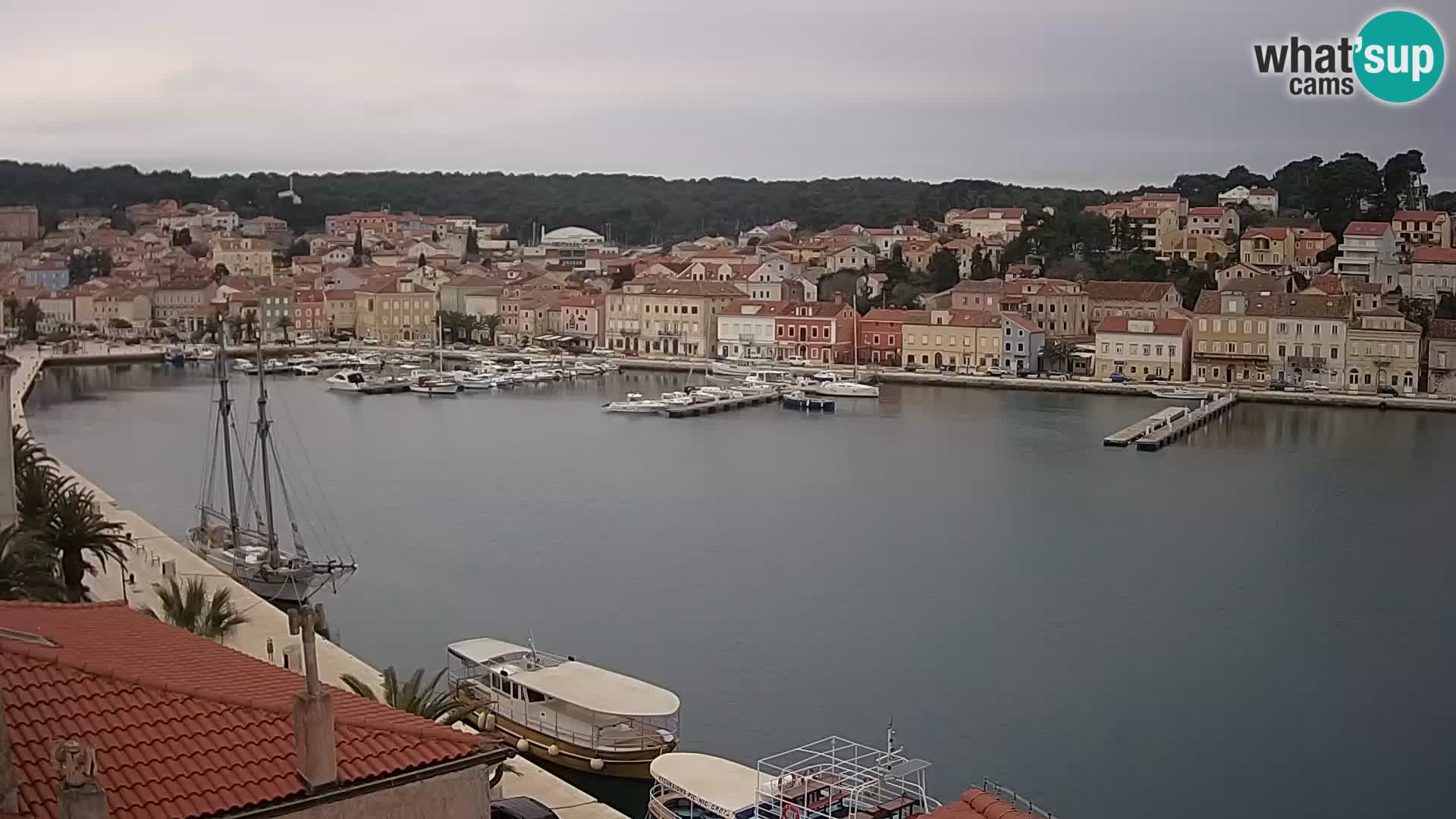 Spletna kamera Mali Lošinj Riva Lošinjskih kapitanov