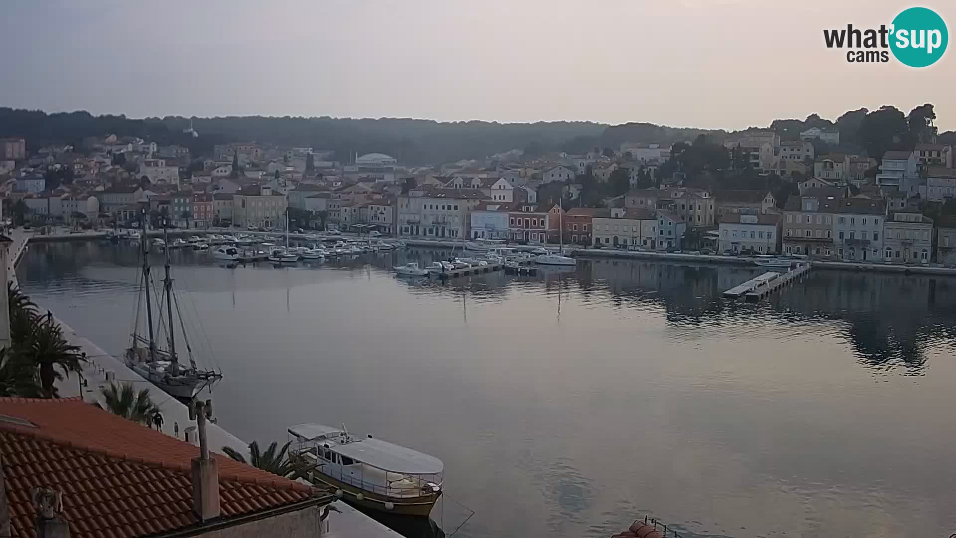 Spletna kamera Mali Lošinj Riva Lošinjskih kapitanov