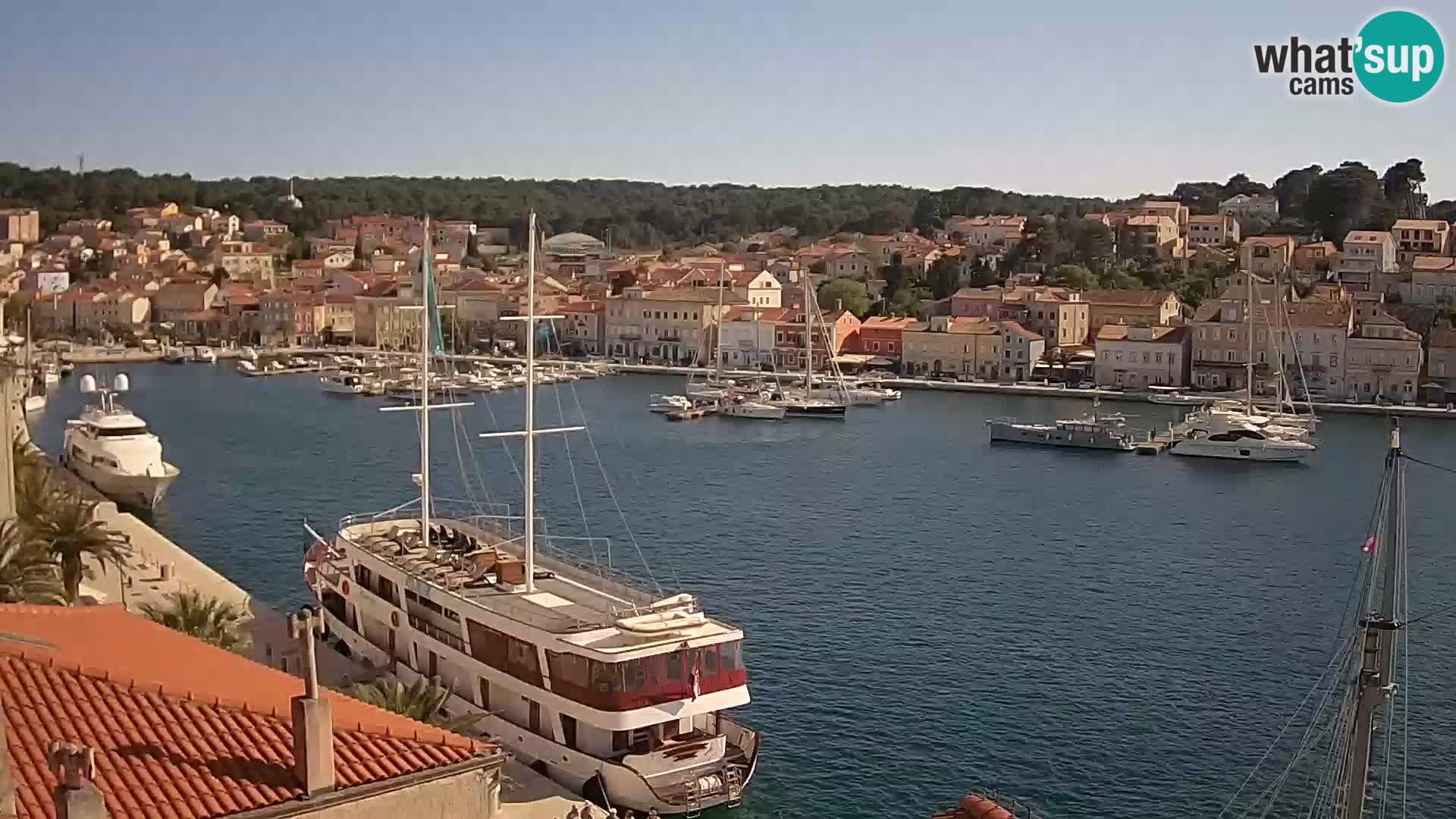 Spletna kamera Mali Lošinj Riva Lošinjskih kapitanov