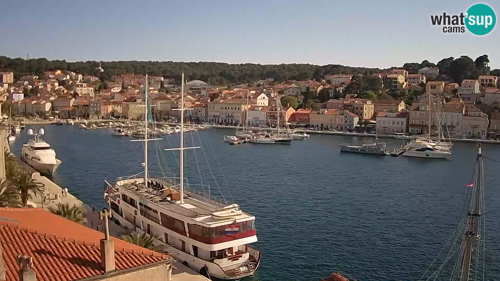Spletna kamera Mali Lošinj Riva Lošinjskih kapitanov