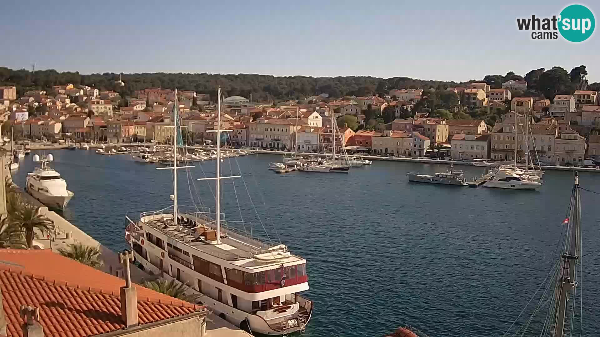 Spletna kamera Mali Lošinj Riva Lošinjskih kapitanov