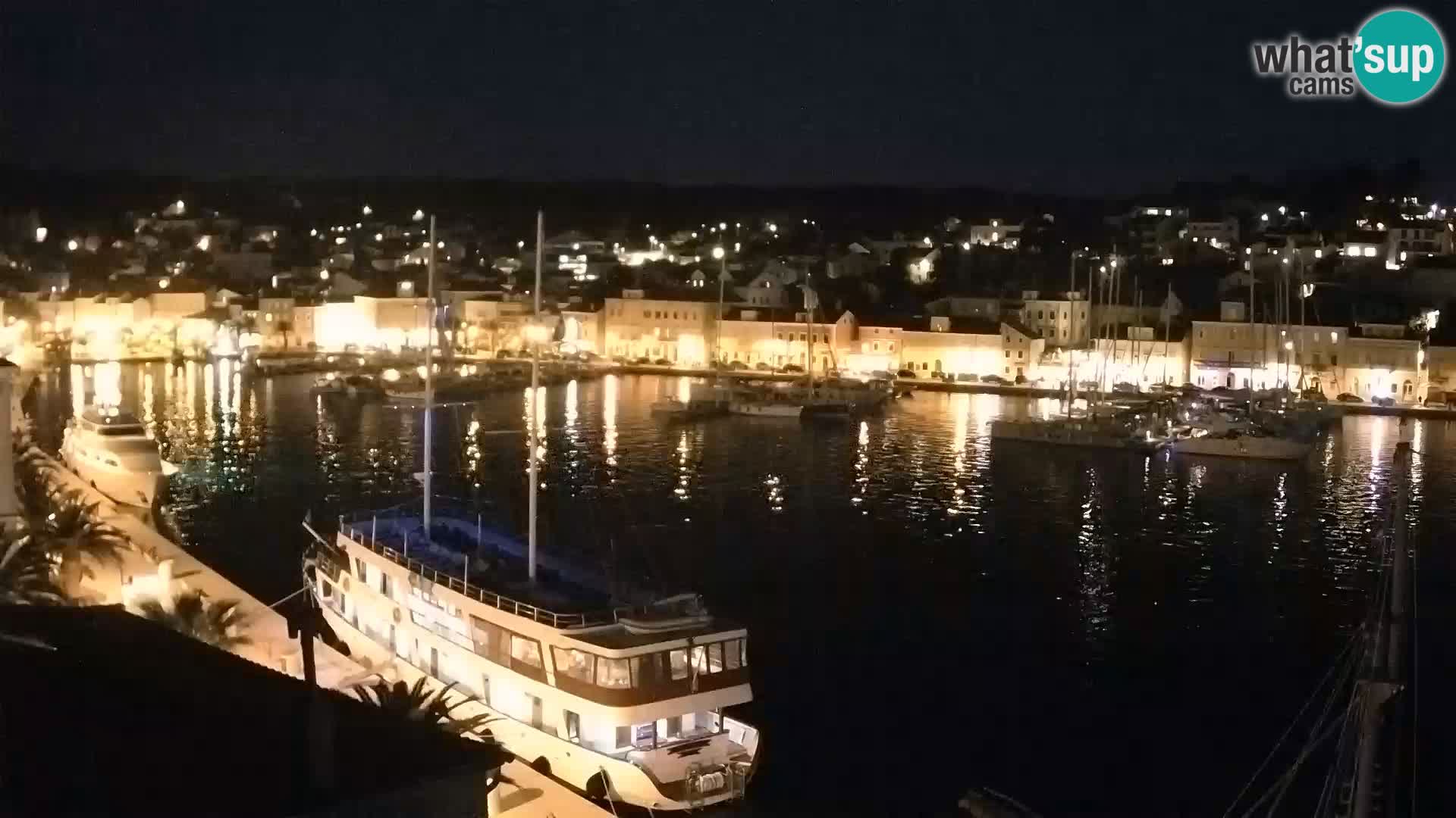 Spletna kamera Mali Lošinj Riva Lošinjskih kapitanov