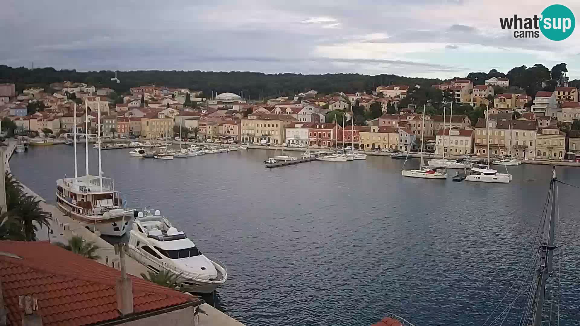 Spletna kamera – Mali Lošinj – Riva Lošinjskih kapitanov