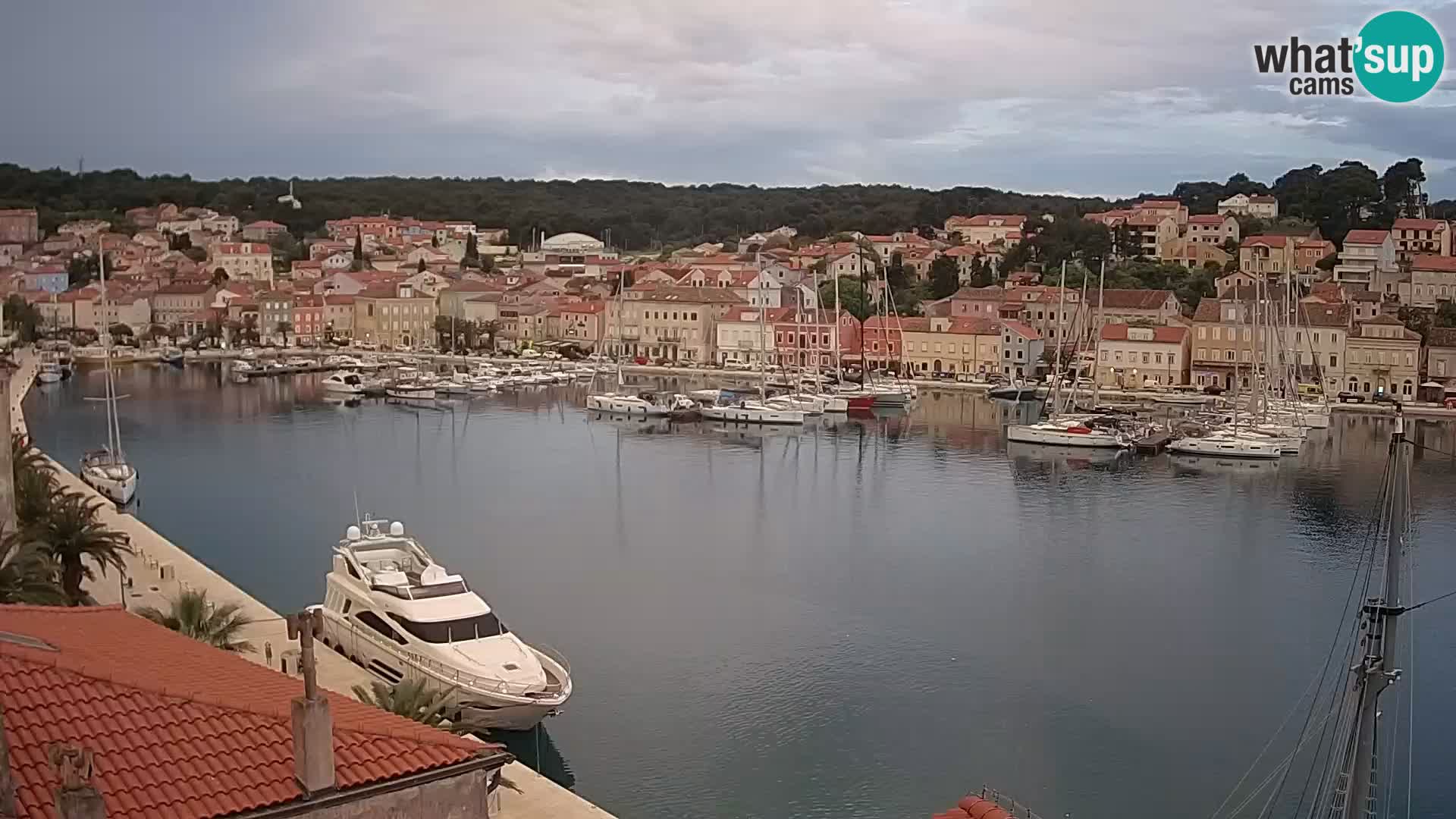 Spletna kamera Mali Lošinj Riva Lošinjskih kapitanov