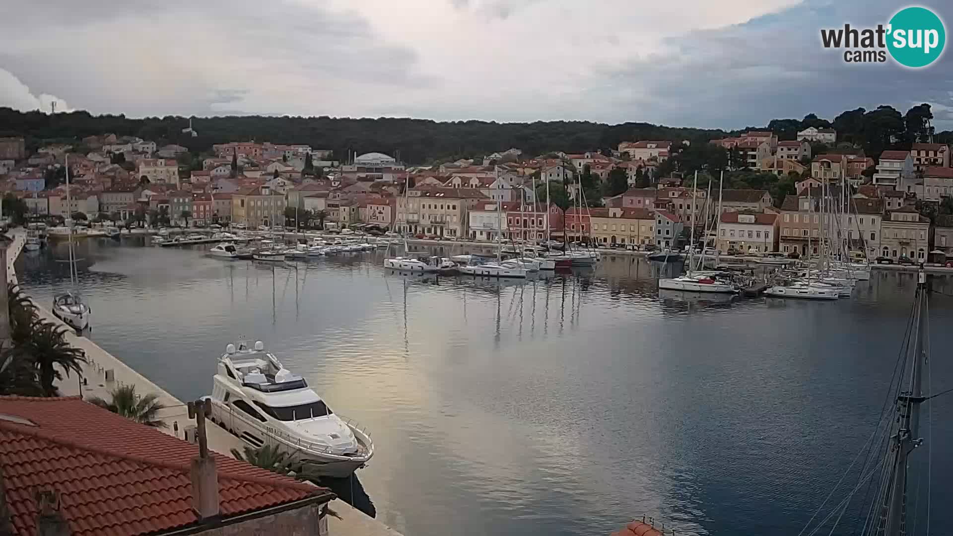 Spletna kamera Mali Lošinj Riva Lošinjskih kapitanov