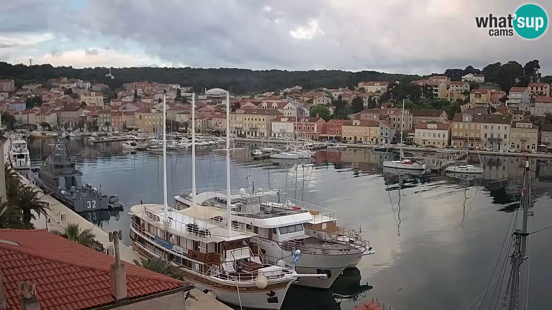 Spletna kamera Mali Lošinj Riva Lošinjskih kapitanov