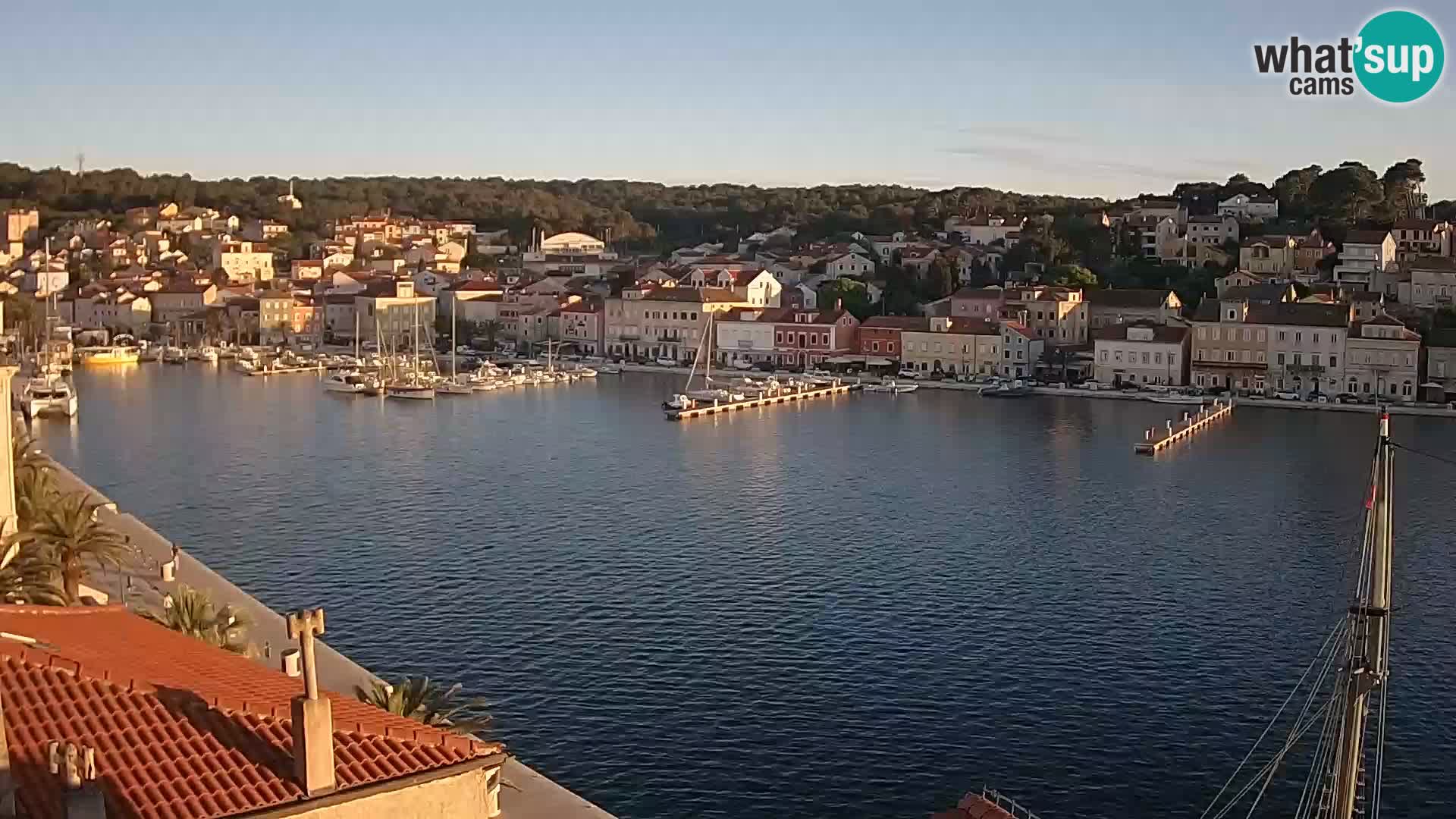 Webkamera u živo – Mali Lošinj – Riva Lošinjskih kapetana
