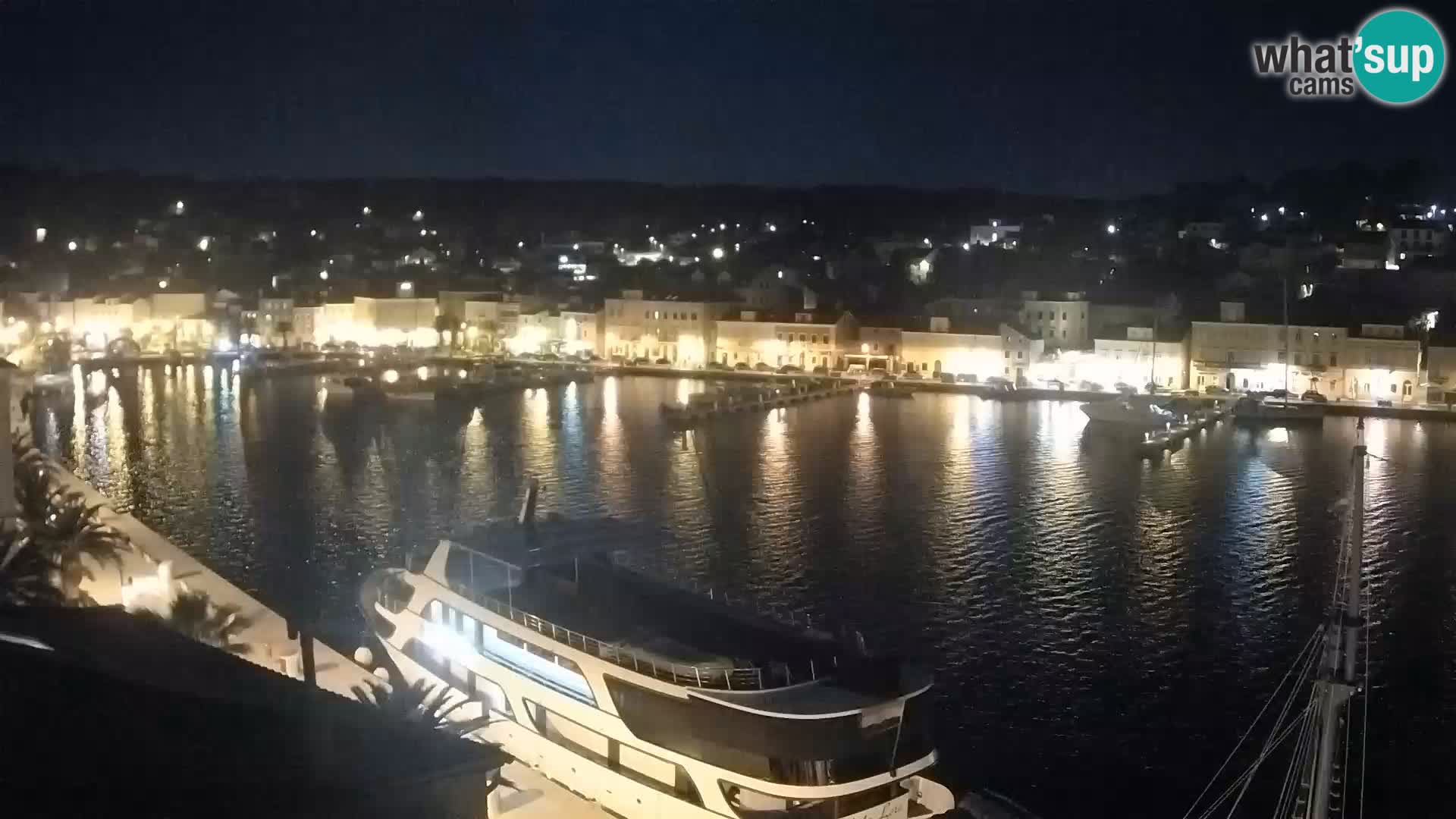 Webkamera u živo – Mali Lošinj – Riva Lošinjskih kapetana