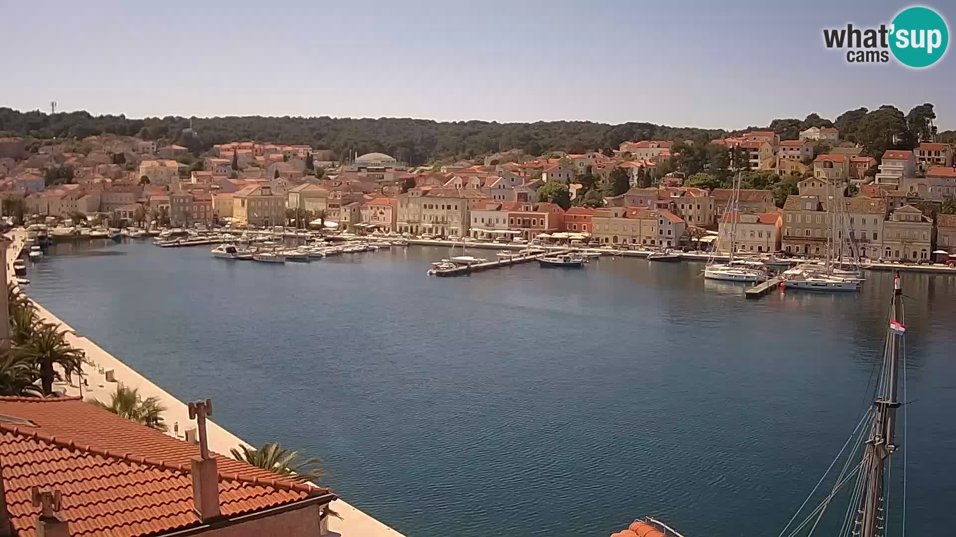Webkamera u živo – Mali Lošinj – Riva Lošinjskih kapetana