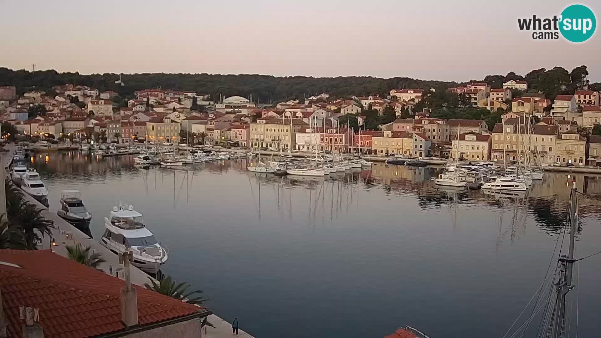 Spletna kamera Mali Lošinj Riva Lošinjskih kapitanov