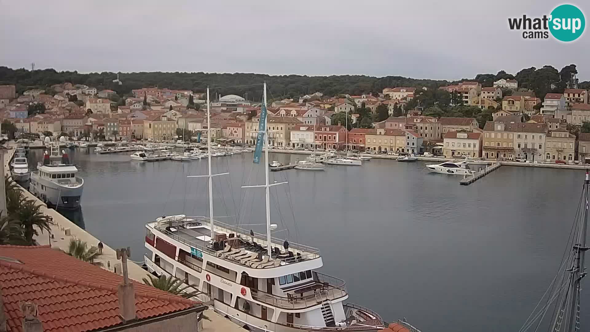 Spletna kamera Mali Lošinj Riva Lošinjskih kapitanov