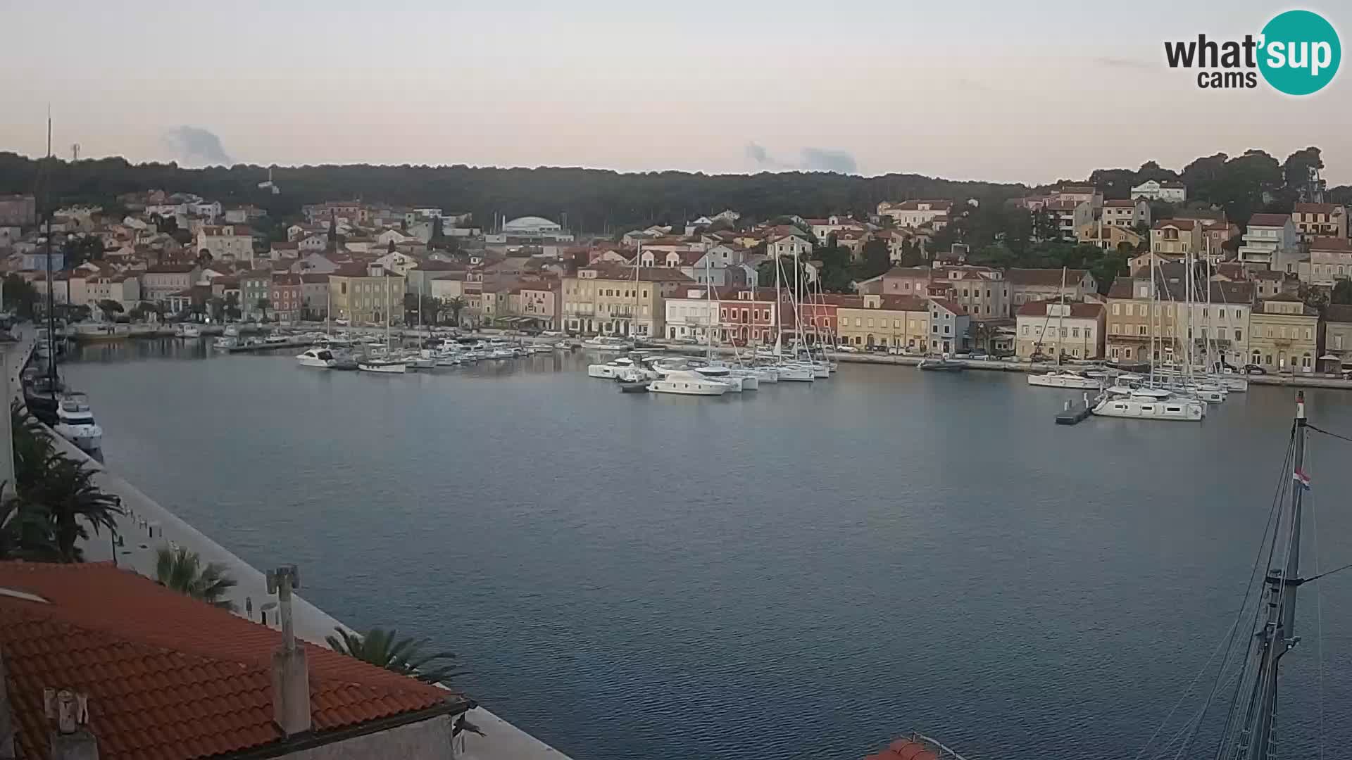 Webkamera u živo – Mali Lošinj – Riva Lošinjskih kapetana