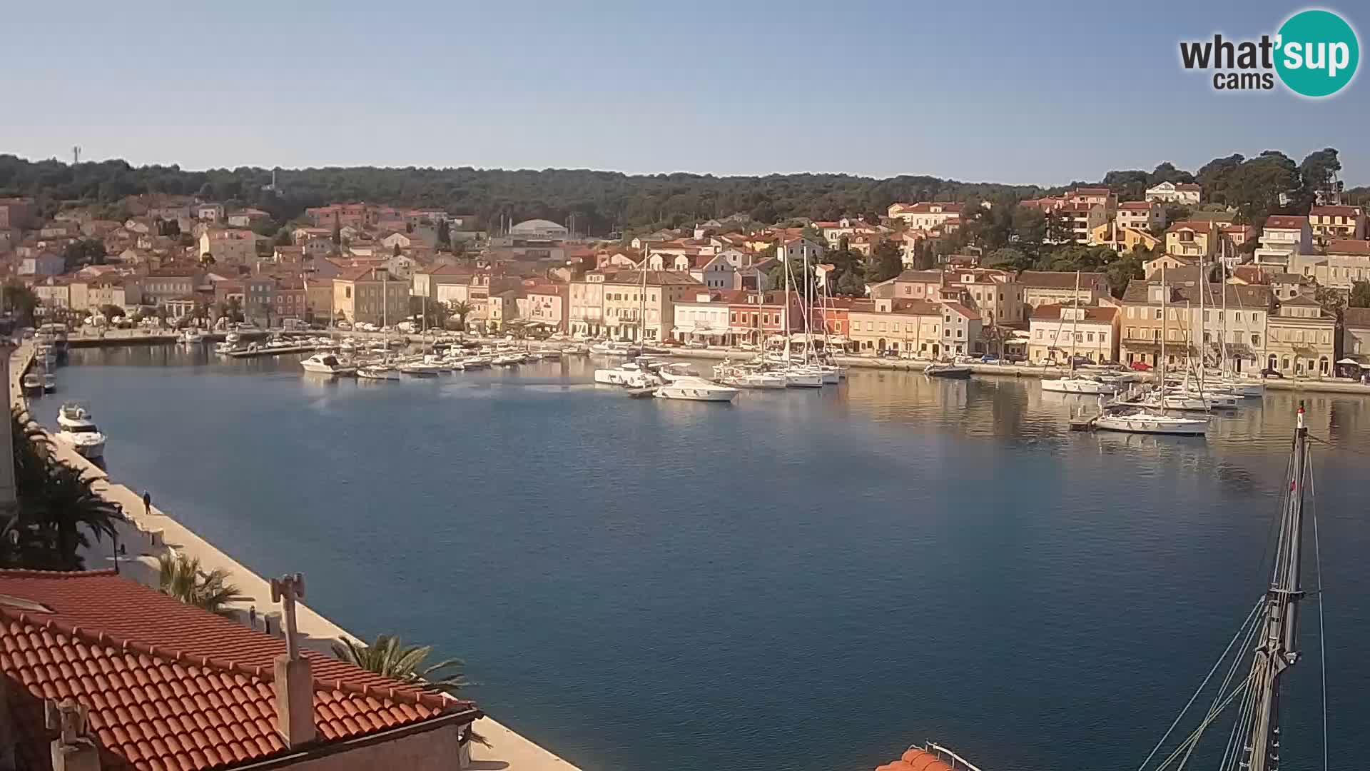 Webkamera u živo – Mali Lošinj – Riva Lošinjskih kapetana