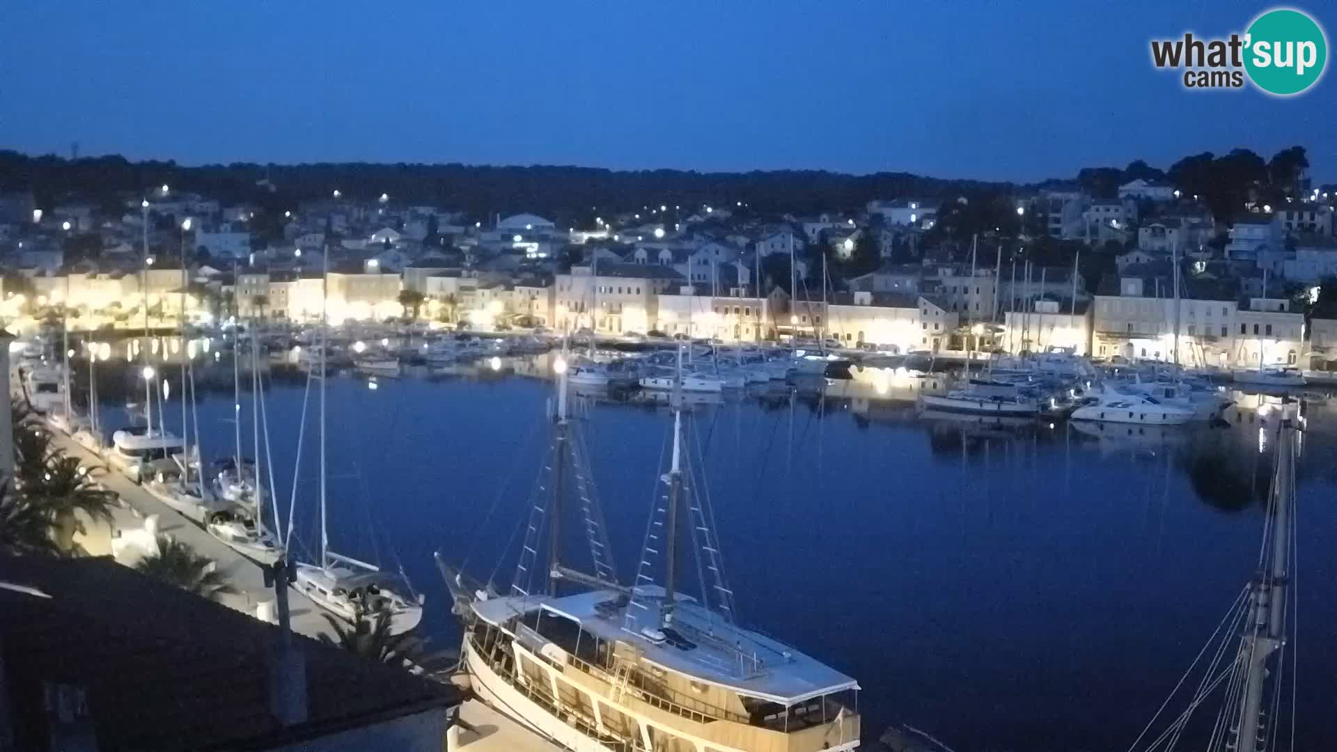 Spletna kamera Mali Lošinj Riva Lošinjskih kapitanov