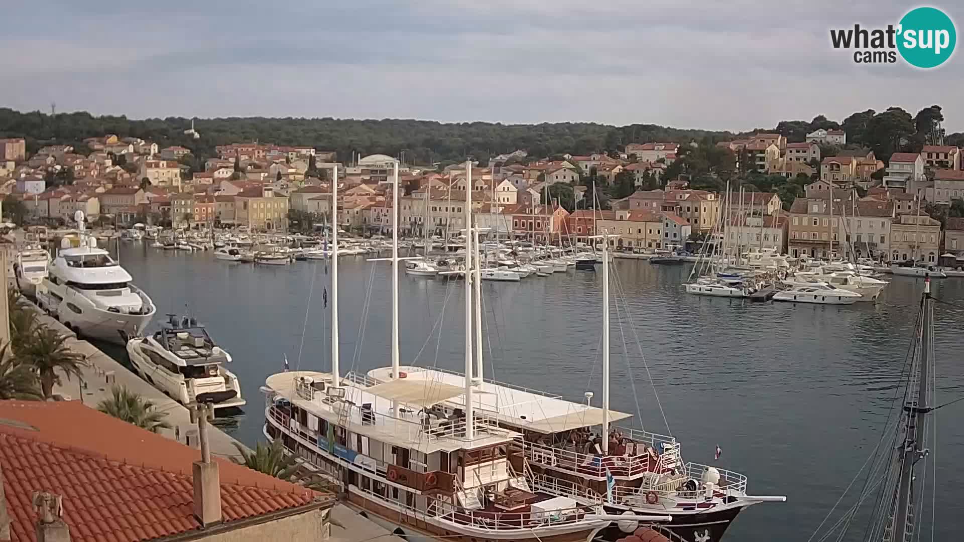 Spletna kamera Mali Lošinj Riva Lošinjskih kapitanov