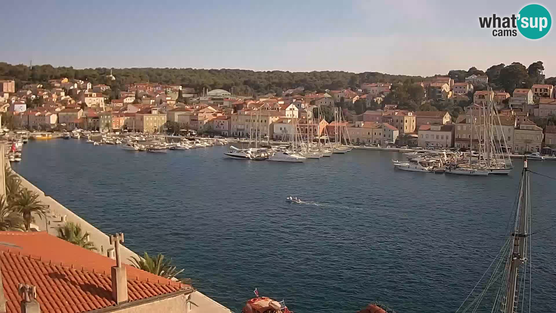 Spletna kamera Mali Lošinj Riva Lošinjskih kapitanov