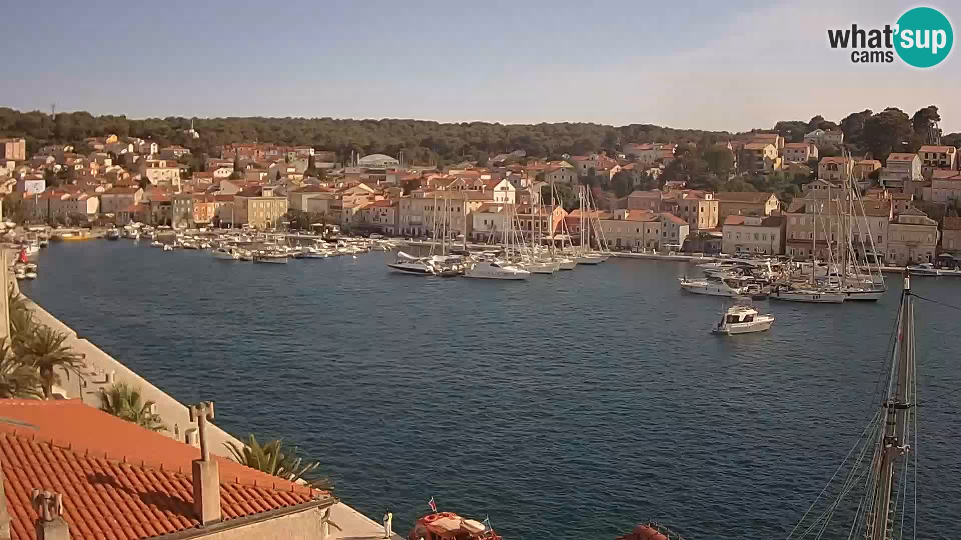 Spletna kamera Mali Lošinj Riva Lošinjskih kapitanov