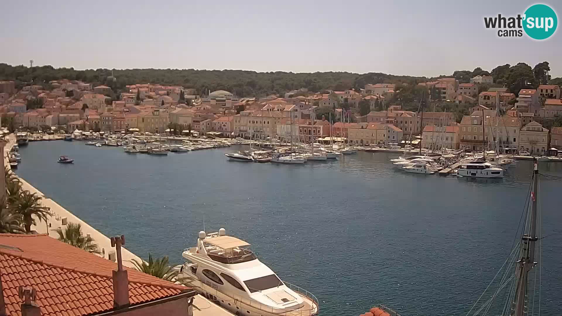Spletna kamera Mali Lošinj Riva Lošinjskih kapitanov