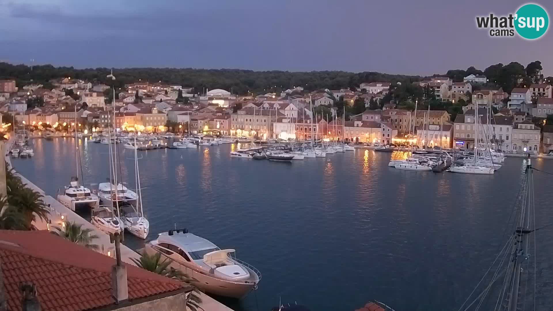 Spletna kamera Mali Lošinj Riva Lošinjskih kapitanov