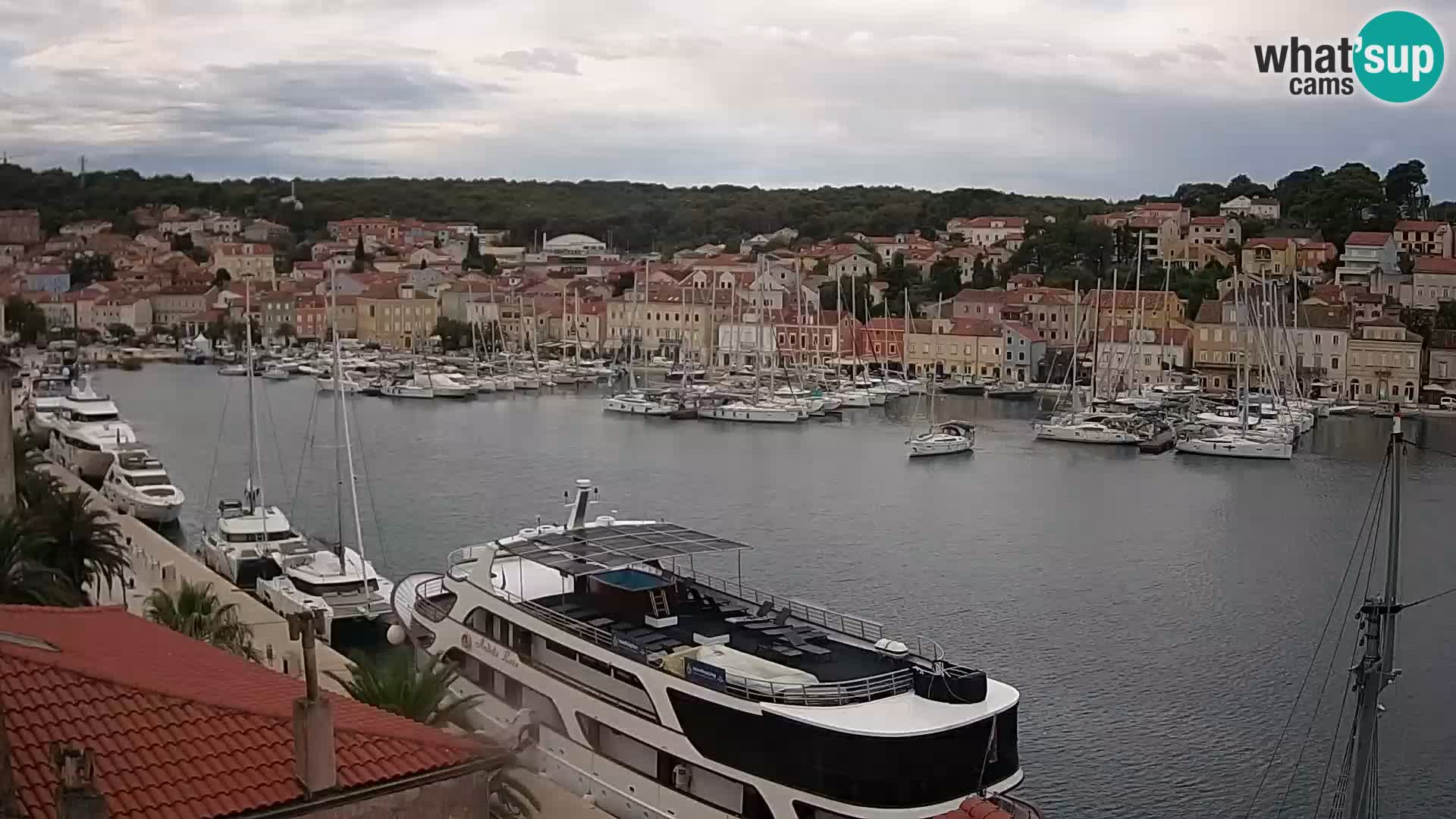 Spletna kamera Mali Lošinj Riva Lošinjskih kapitanov
