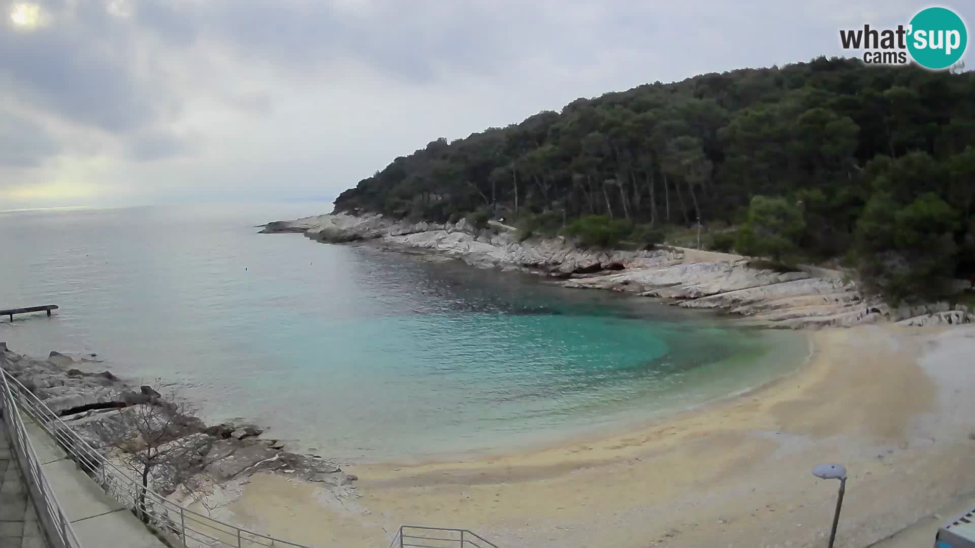 Web kam Mali Lošinj – plaža Sunčana uvala – Veli Žal