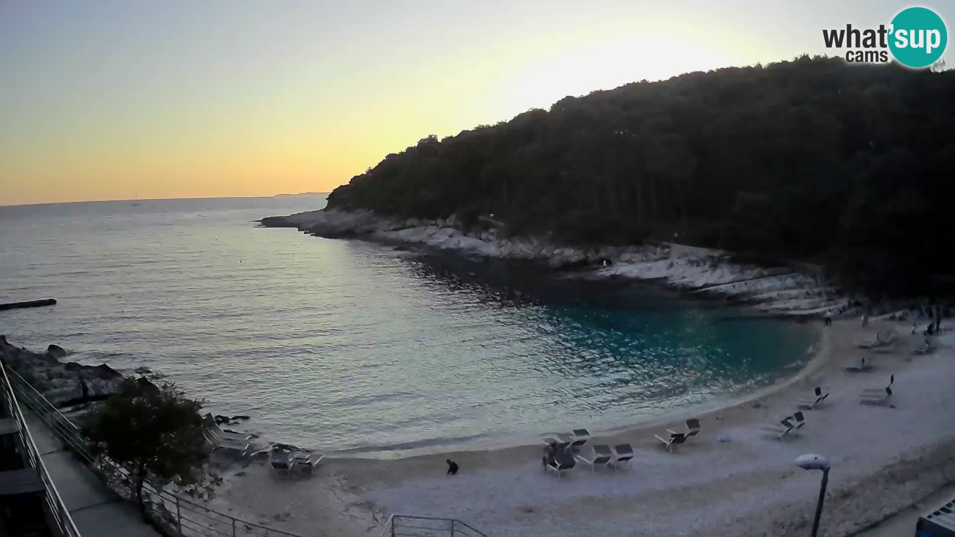 Web kam Mali Lošinj – plaža Sunčana uvala – Veli Žal