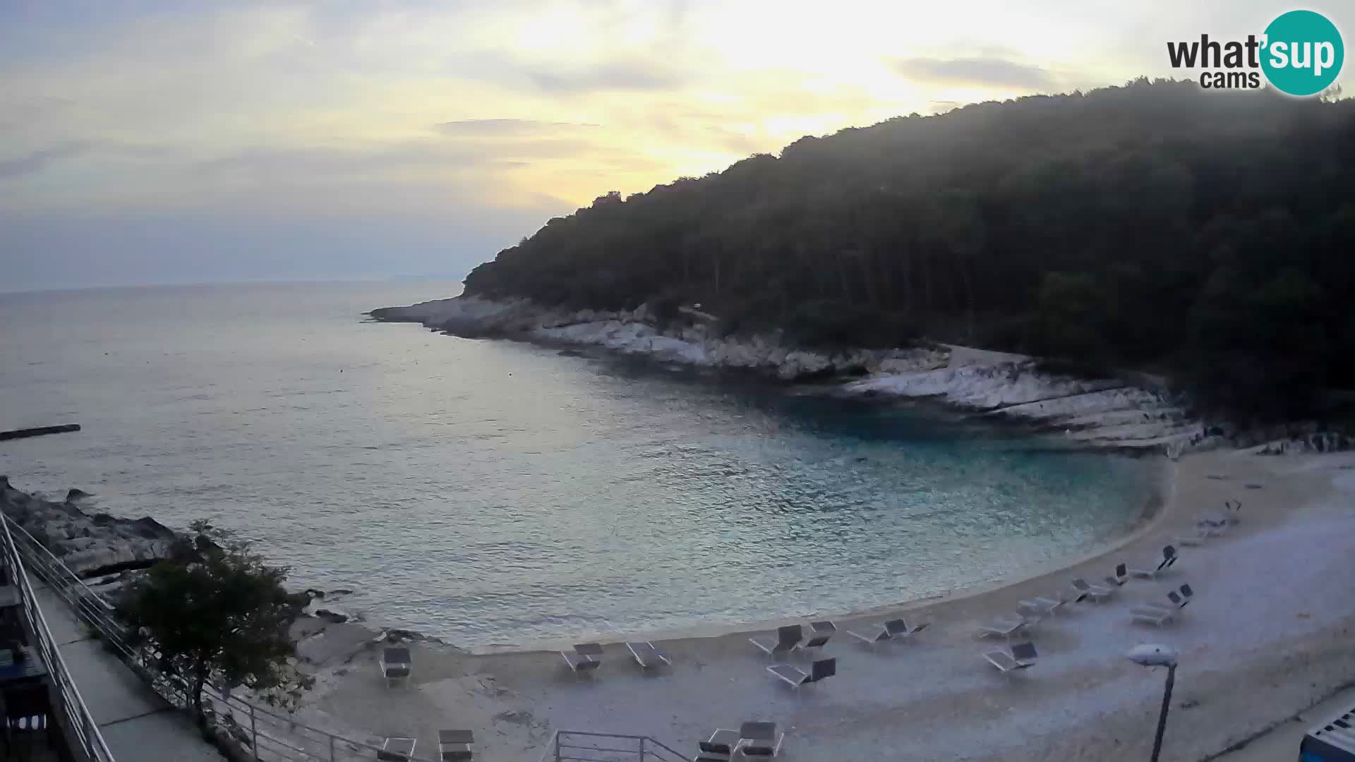 Web kam Mali Lošinj – plaža Sunčana uvala – Veli Žal
