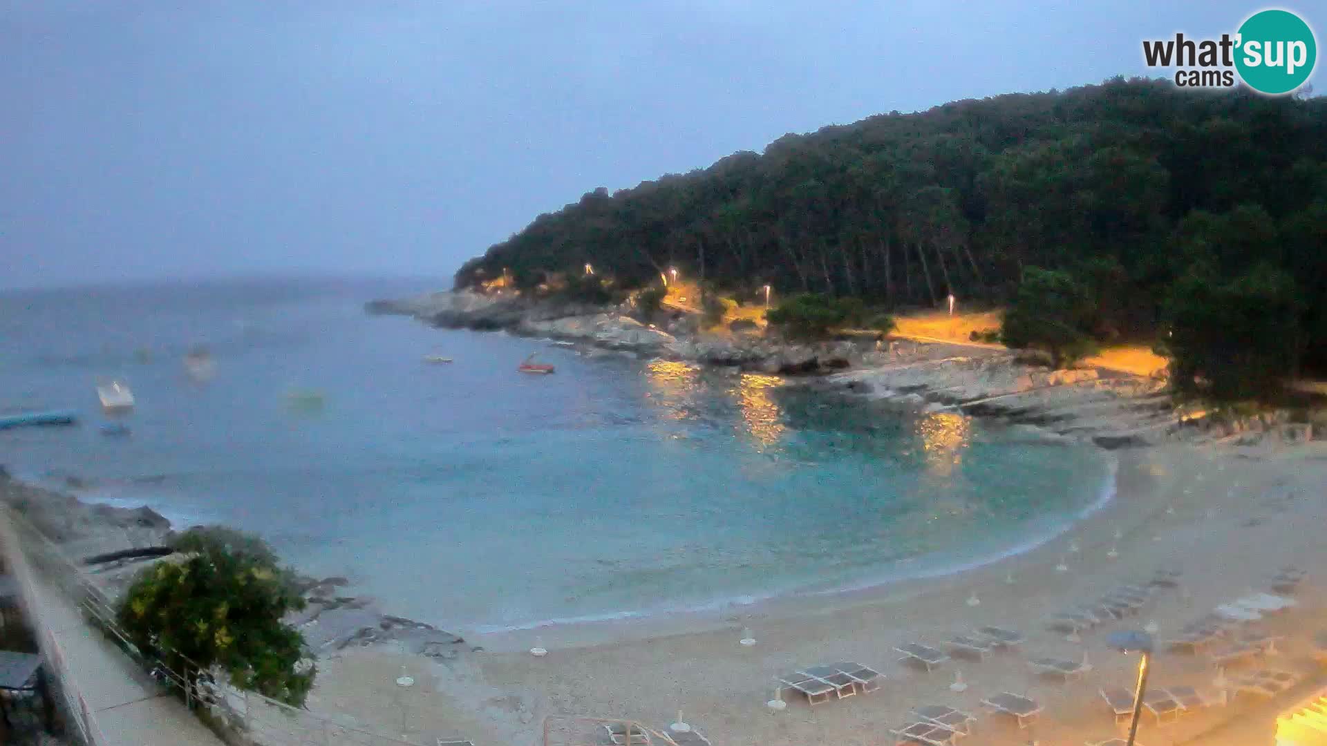 Web kam Mali Lošinj – plaža Sunčana uvala – Veli Žal