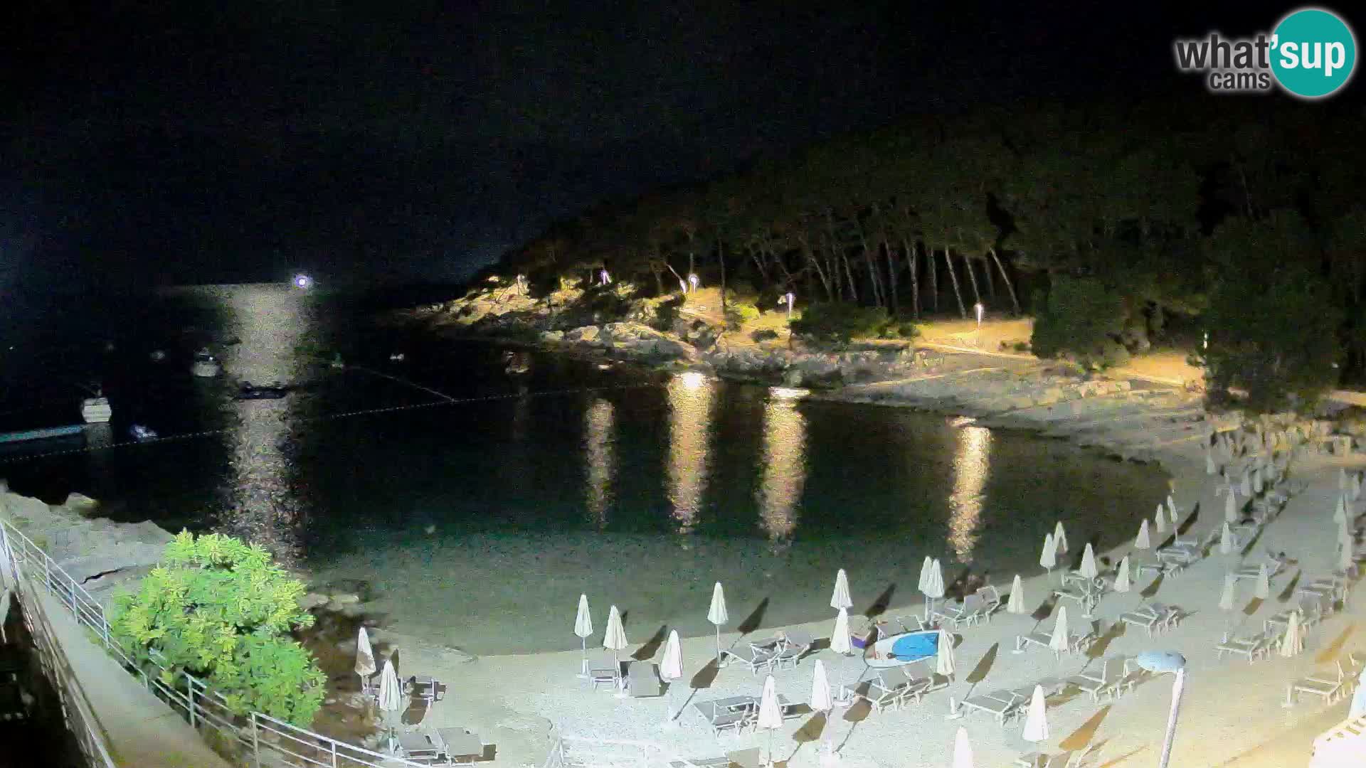 Web kam Mali Lošinj – plaža Sunčana uvala – Veli Žal