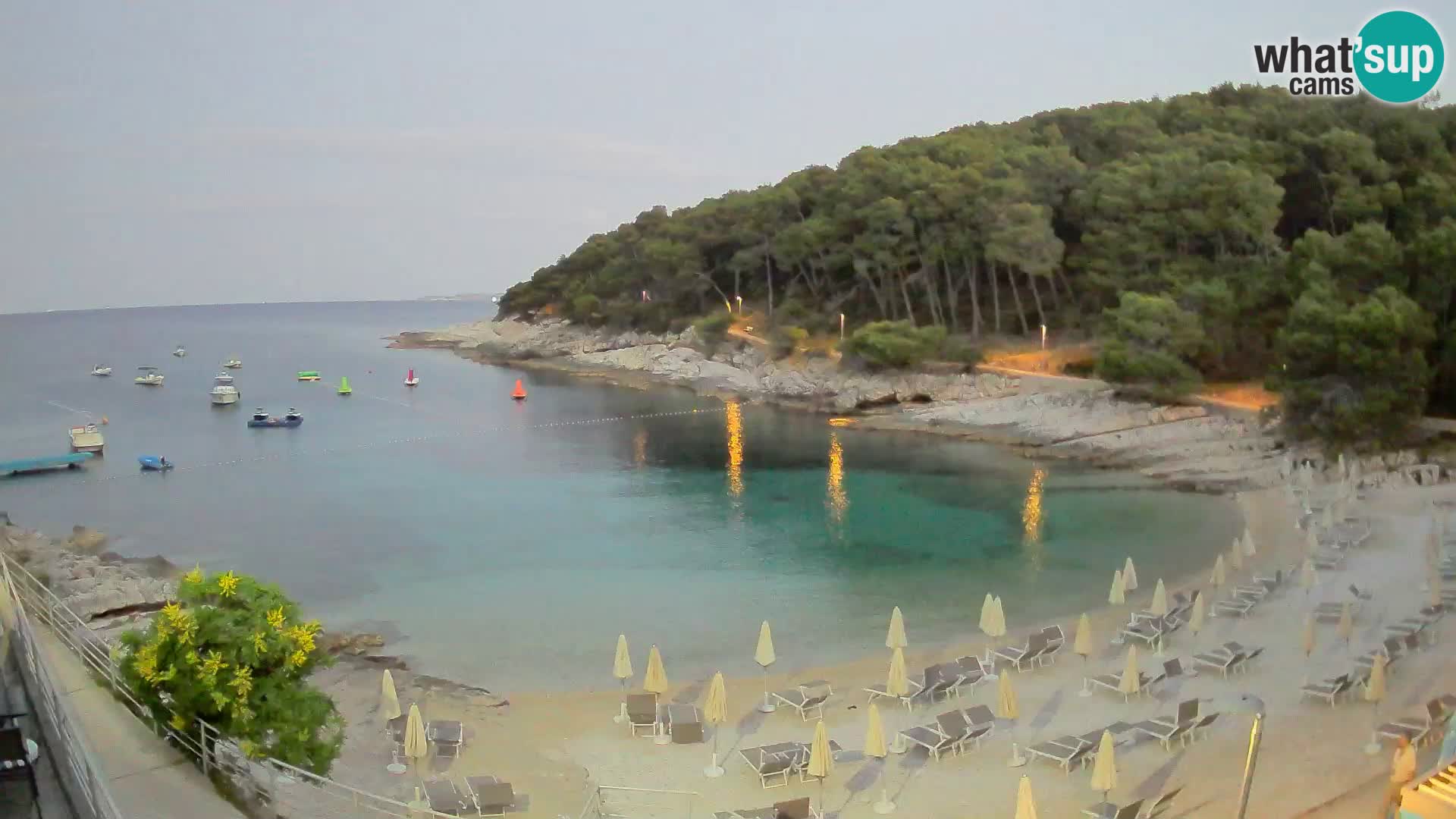 Web kam Mali Lošinj – plaža Sunčana uvala – Veli Žal