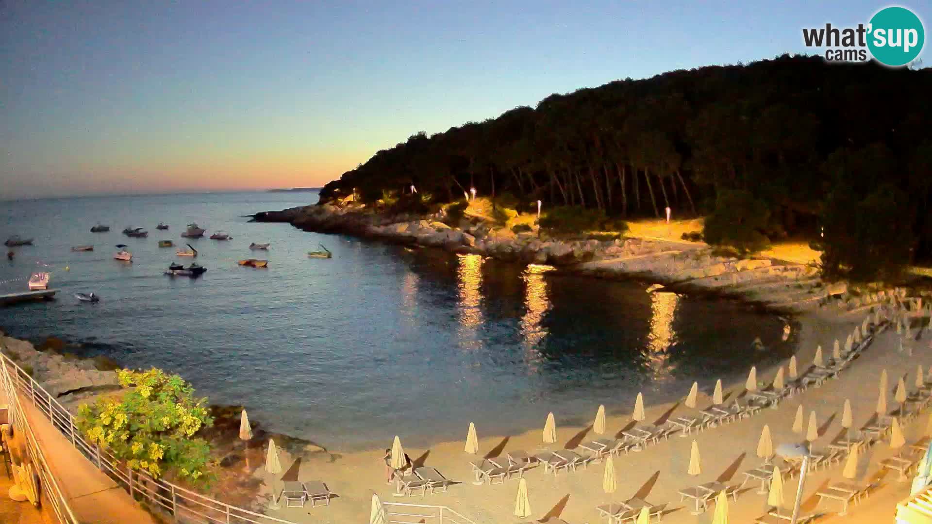 Webcam Mali Lošinj – playa Sunčana uvala – Veli Žal