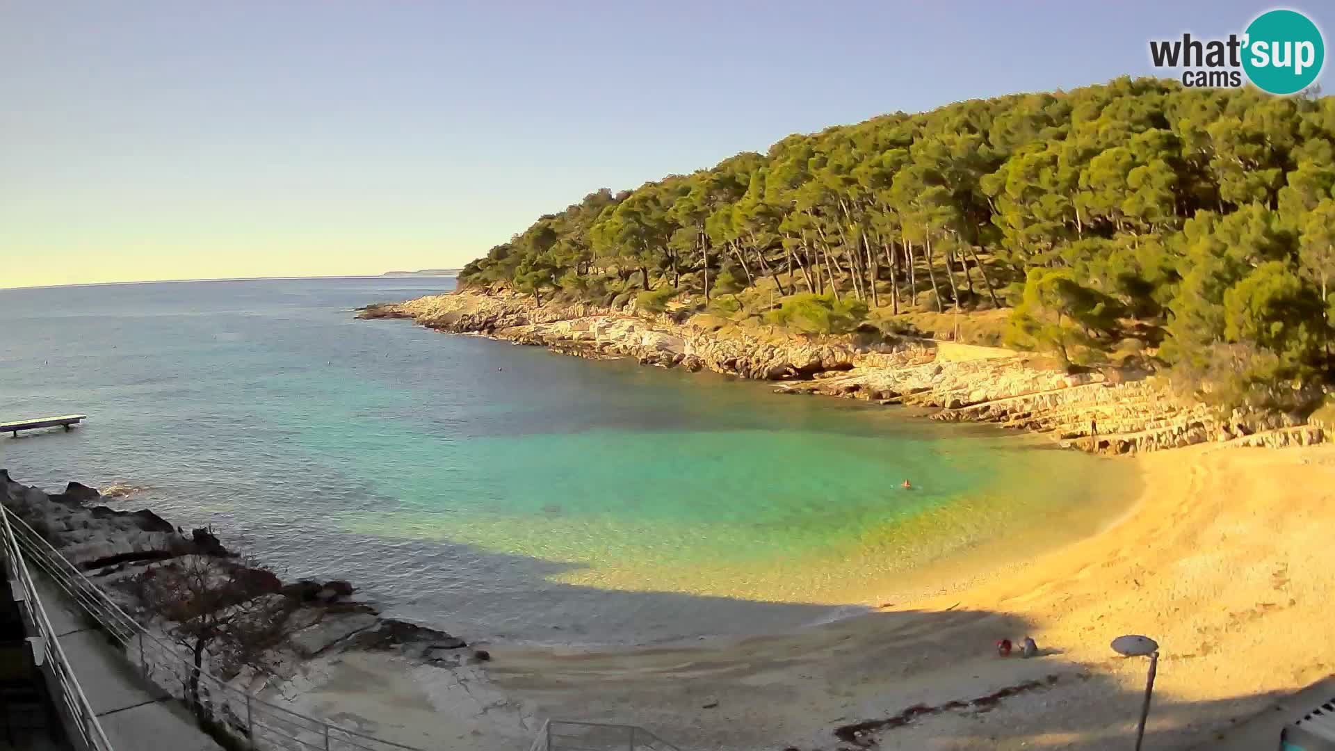 Web kam Mali Lošinj – plaža Sunčana uvala – Veli Žal