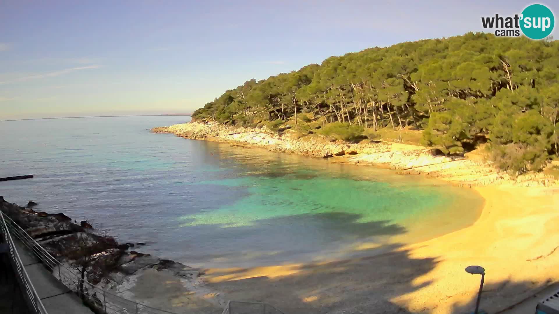 Web kam Mali Lošinj – plaža Sunčana uvala – Veli Žal