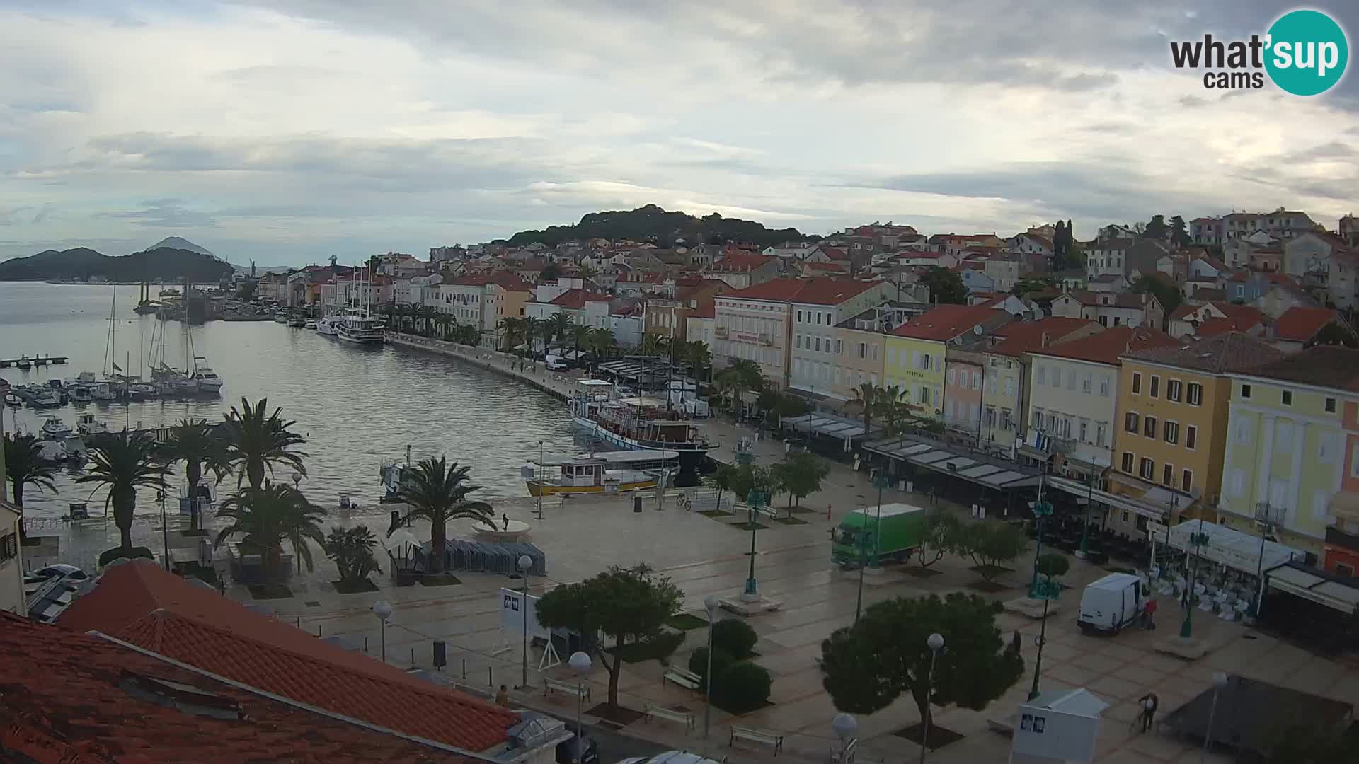 Kamera v živo Mali Lošinj – Glavni trg Republike