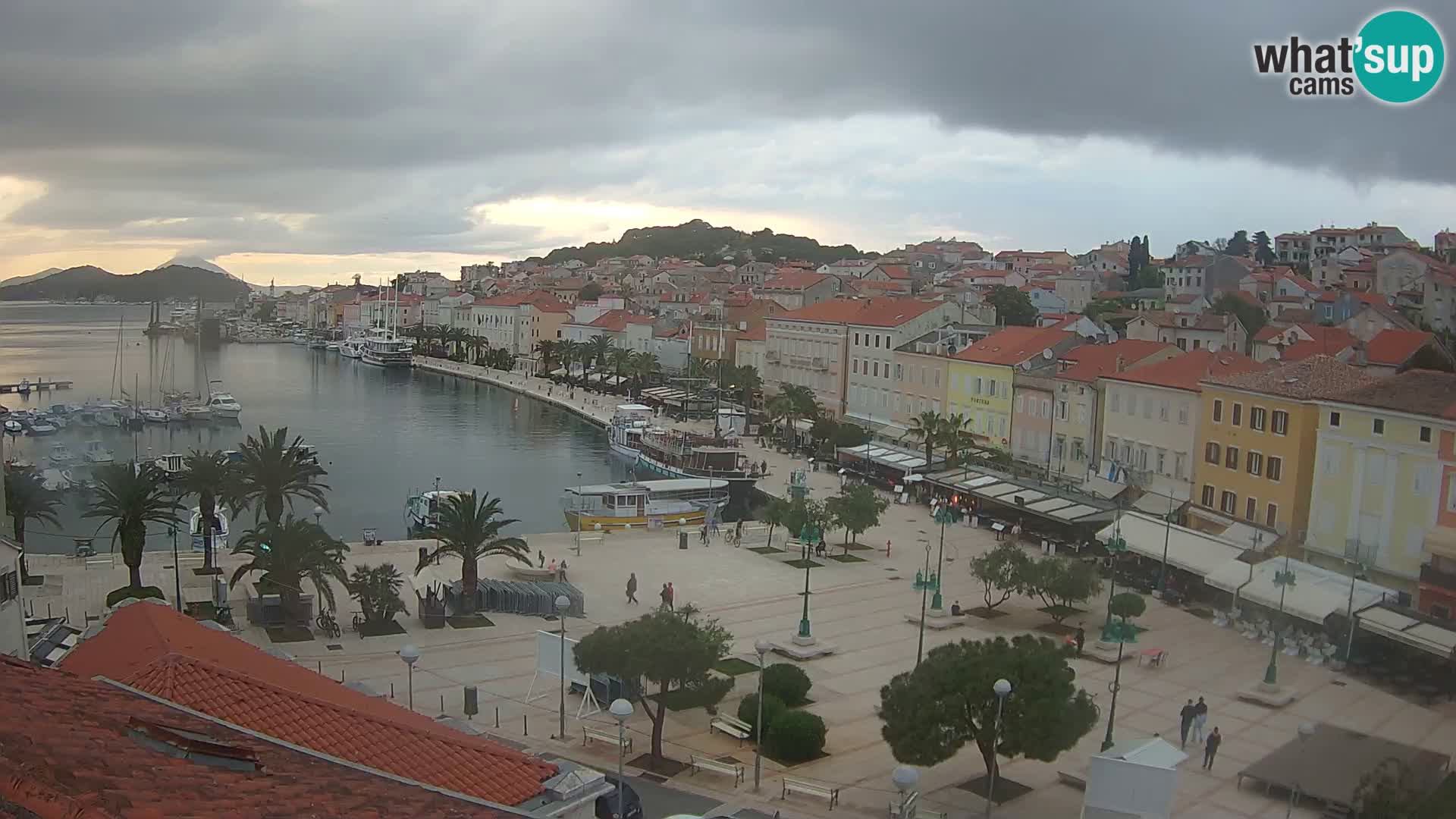 Kamera v živo Mali Lošinj – Glavni trg Republike