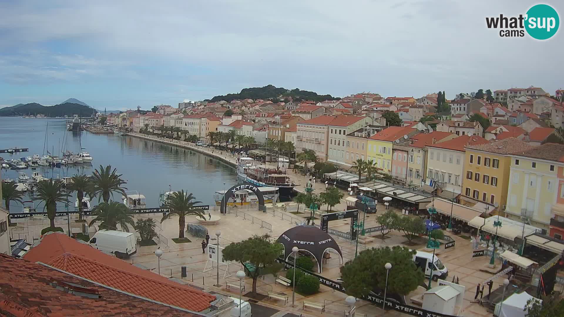 Webcam live Lussinpiccolo – Piazza principale