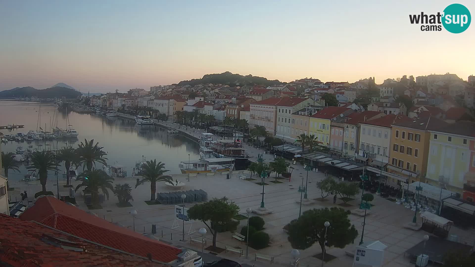 Webcam live Lussinpiccolo – Piazza principale