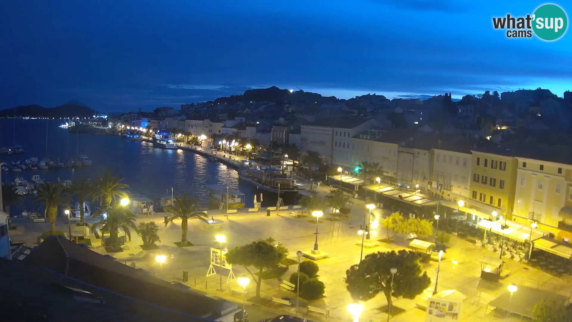 Kamera v živo Mali Lošinj – Glavni trg Republike