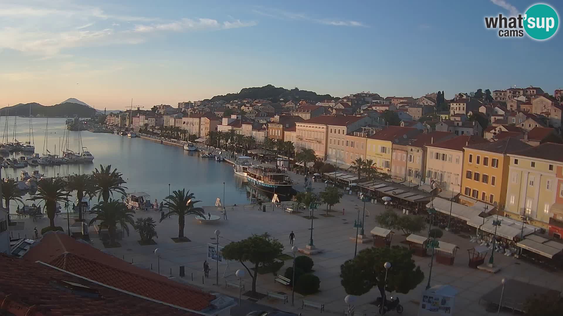 Kamera v živo Mali Lošinj – Glavni trg Republike