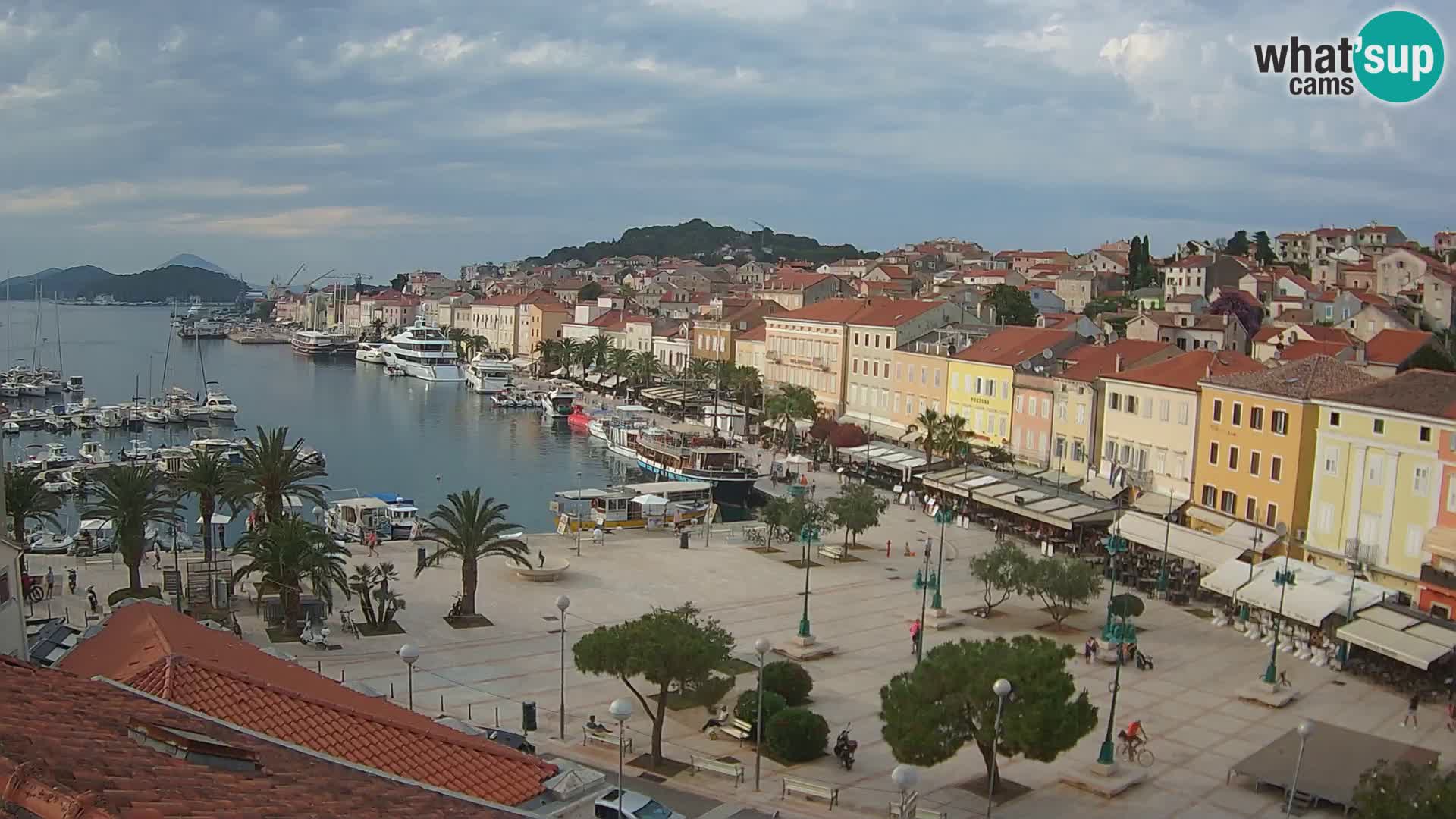 Kamera v živo Mali Lošinj – Glavni trg Republike