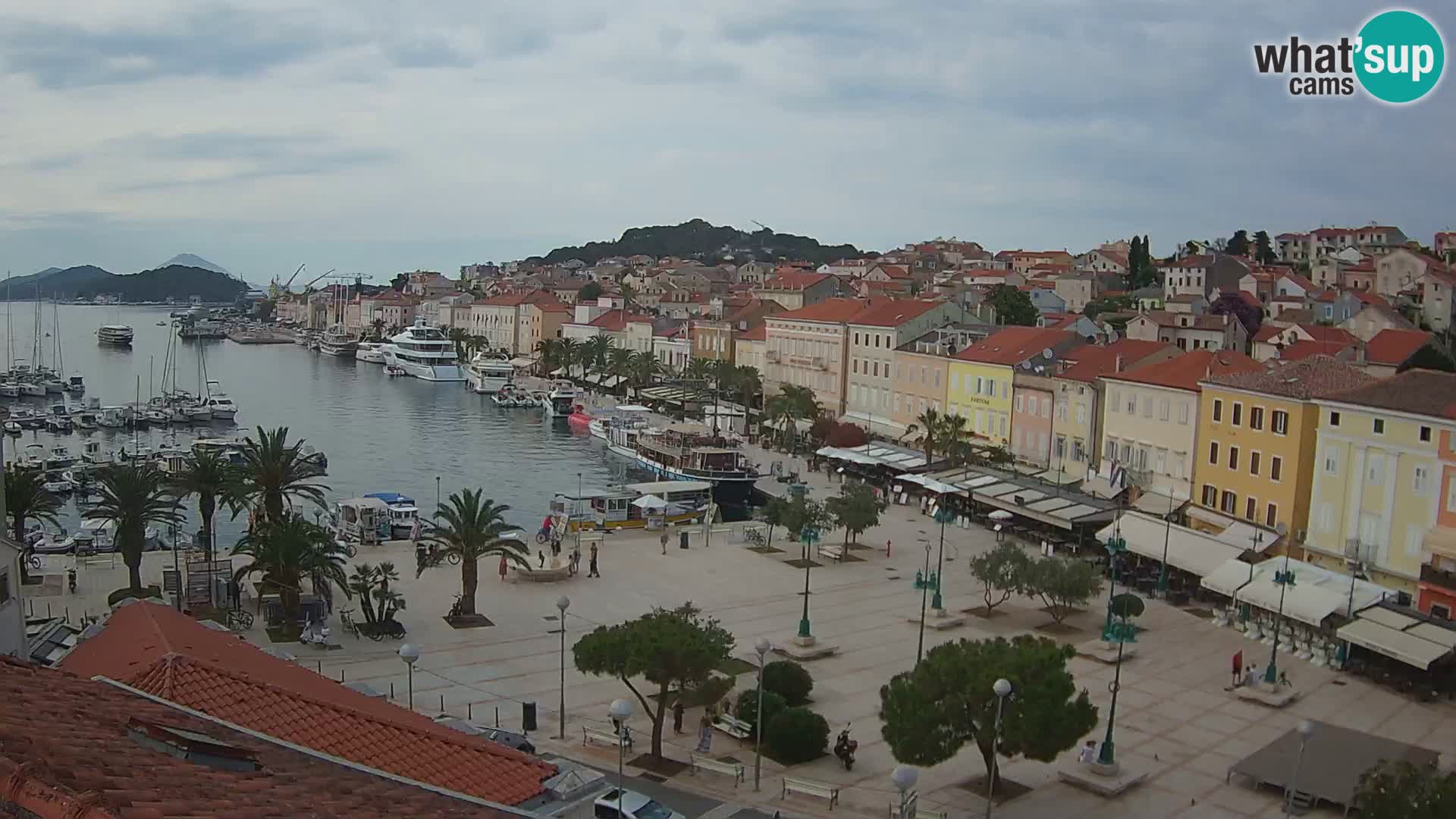 Webcam live Lussinpiccolo – Piazza principale